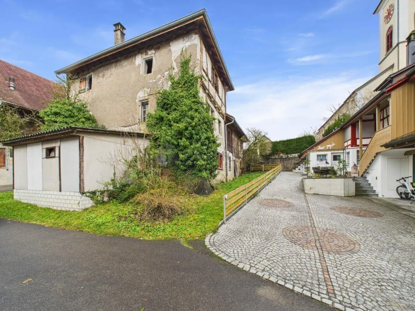 Where 500 Years of History Await Your Future! - Photo 2 of 4