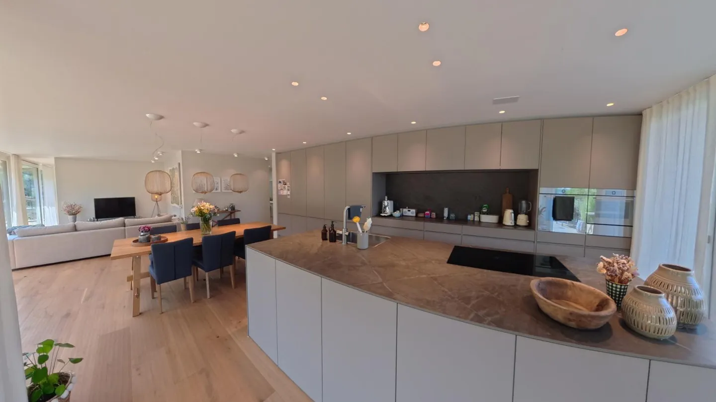 Exclusive 5.5-room penthouse apartment with huge terrace - Photo 11 of 13
