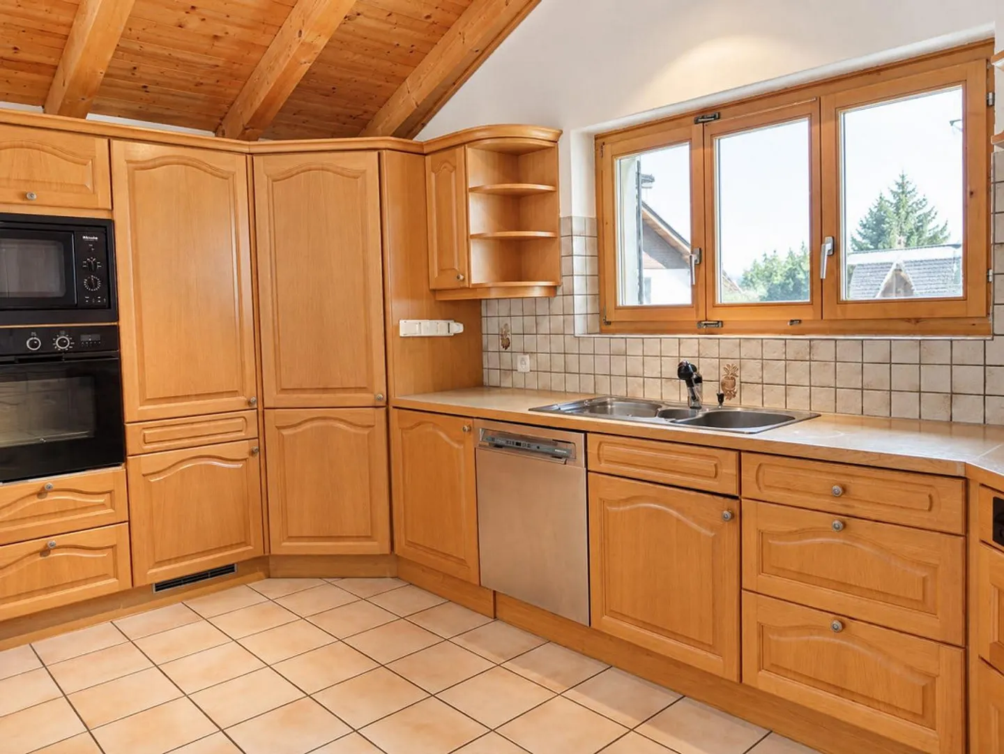 Ampio appartamento maisonette di 4 1/2 stanze a Bonaduz - Foto 4 di 11