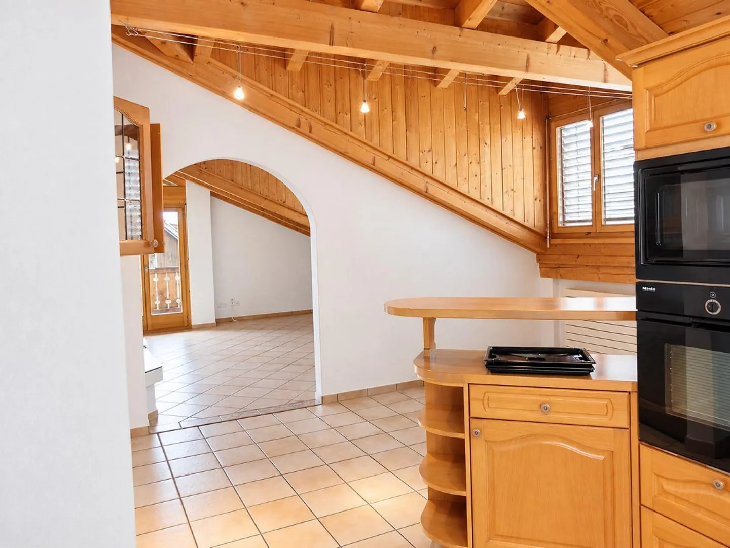 Ampio appartamento maisonette di 4 1/2 stanze a Bonaduz - Foto 3 di 11