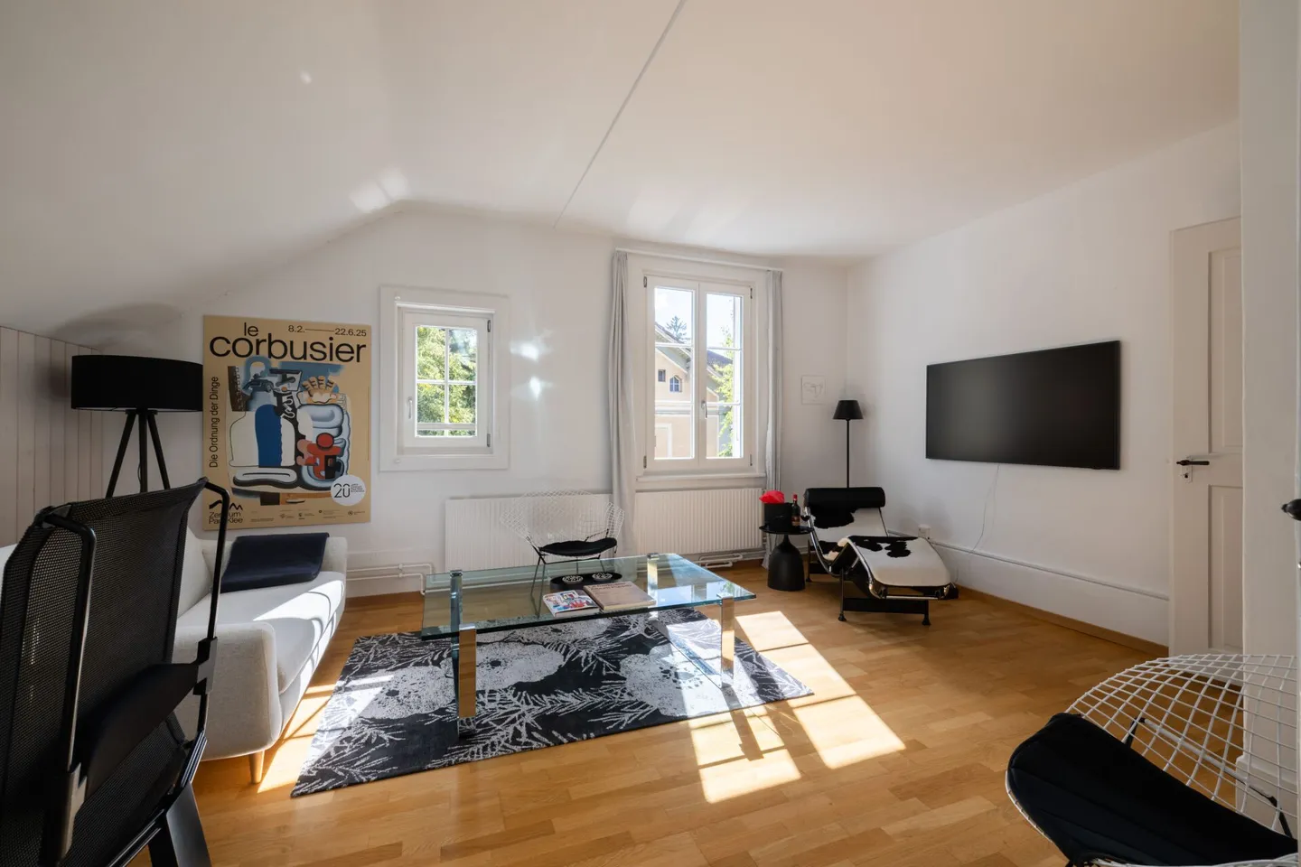 Furnished 2.5 Room Business Apartment with the Theme Le Corbusier - Photo 1 of 13