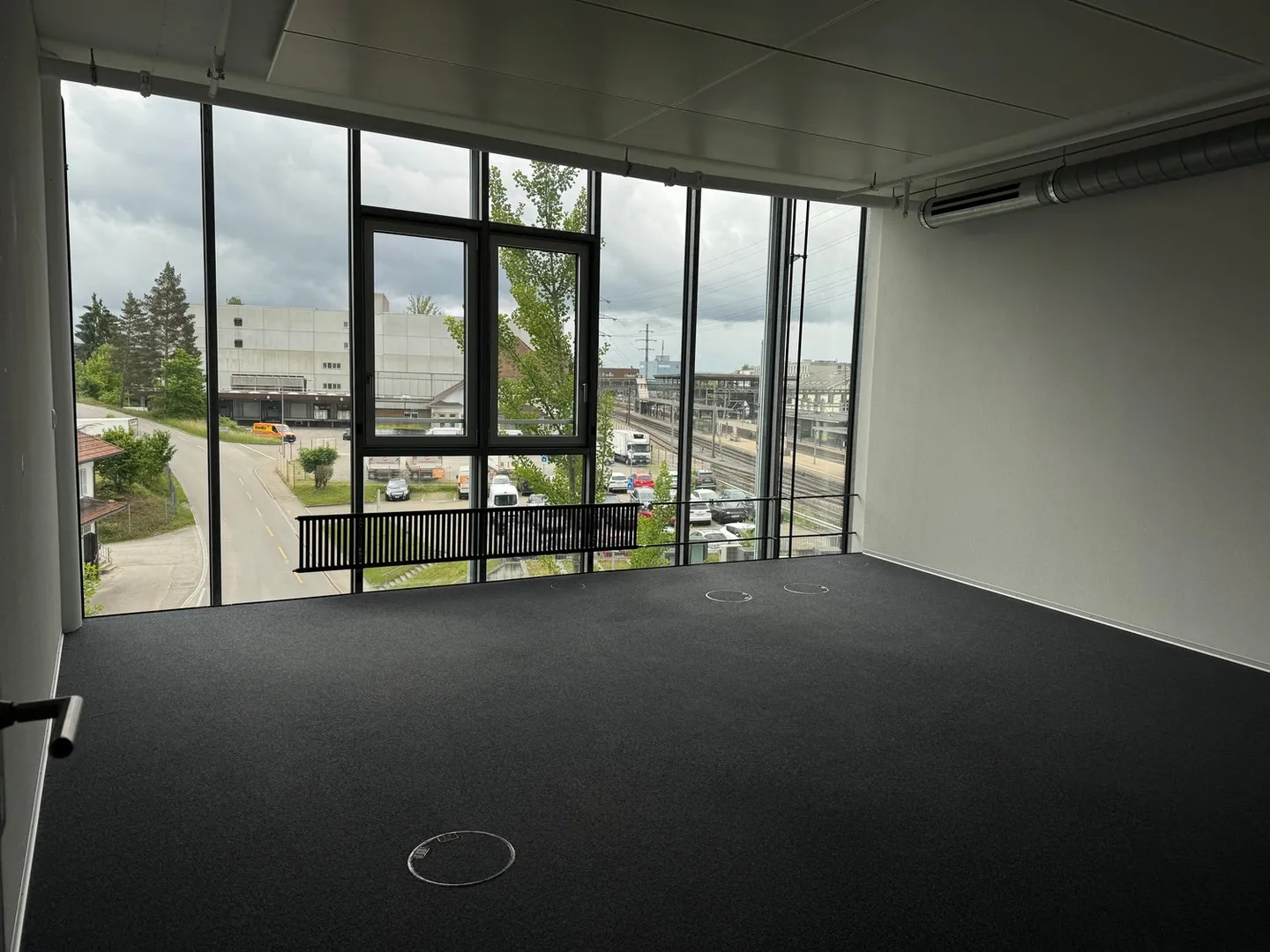 400 m2 Bürofläche – flexibel, modern, zentral - Foto 1 von 11