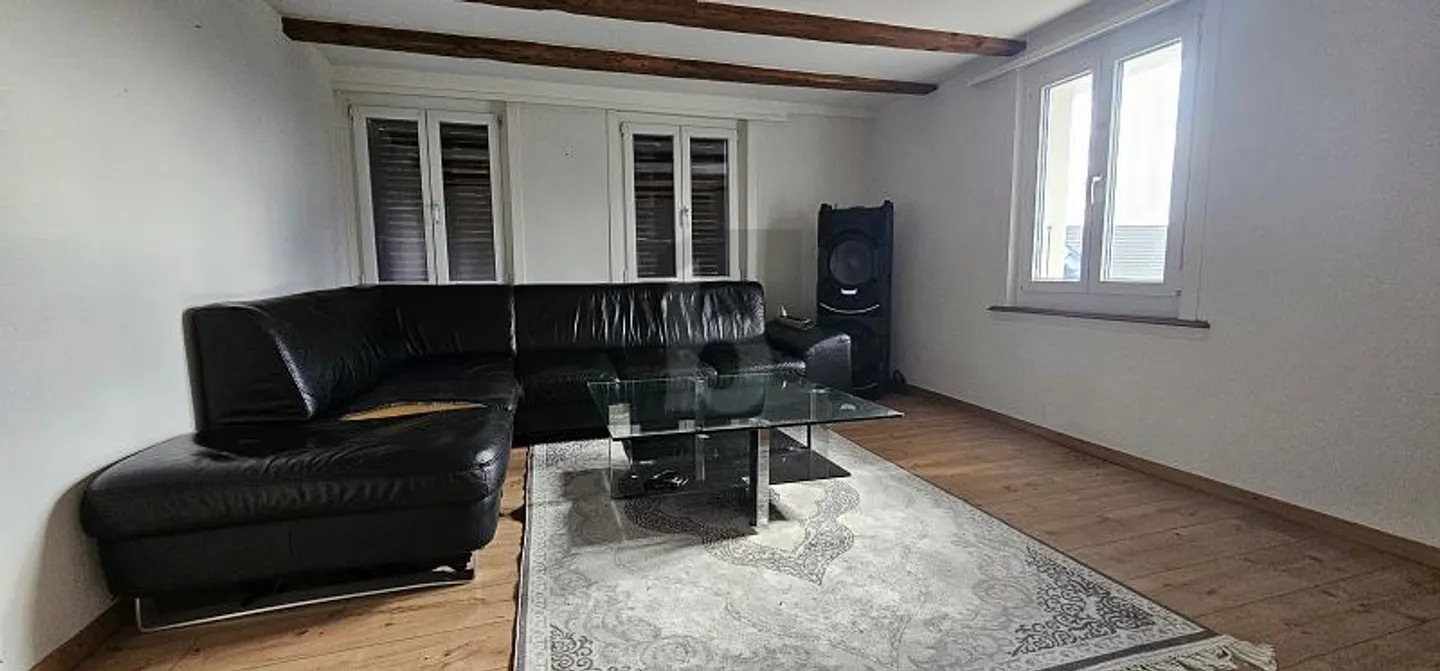 Charming Family Home in Chénens - Photo 3 of 6