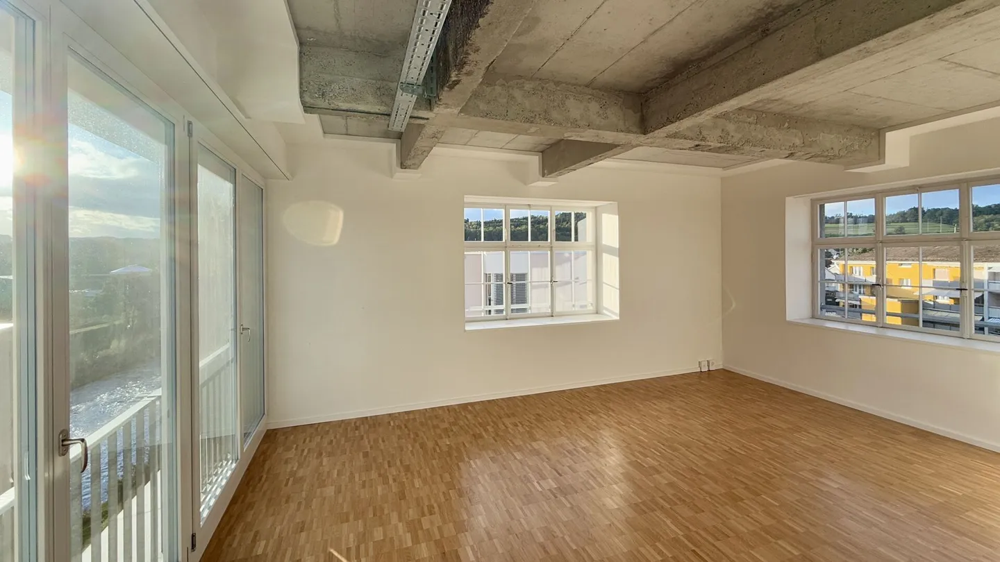 Stunning Maisonette Loft - Photo 4 of 9