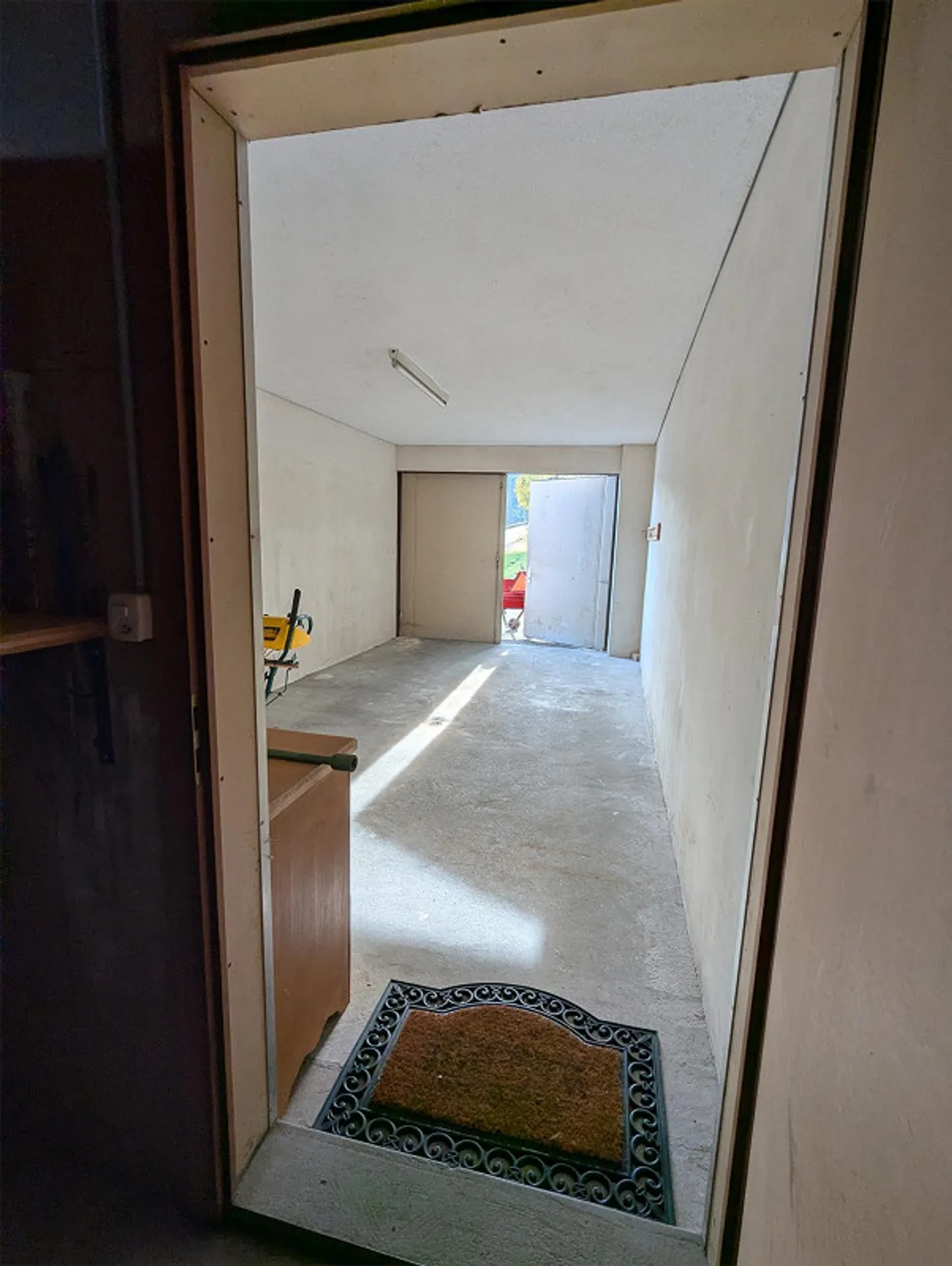 Country House with 2 Apartments, Barn and Privacy in Dream Location - Photo 17 of 19