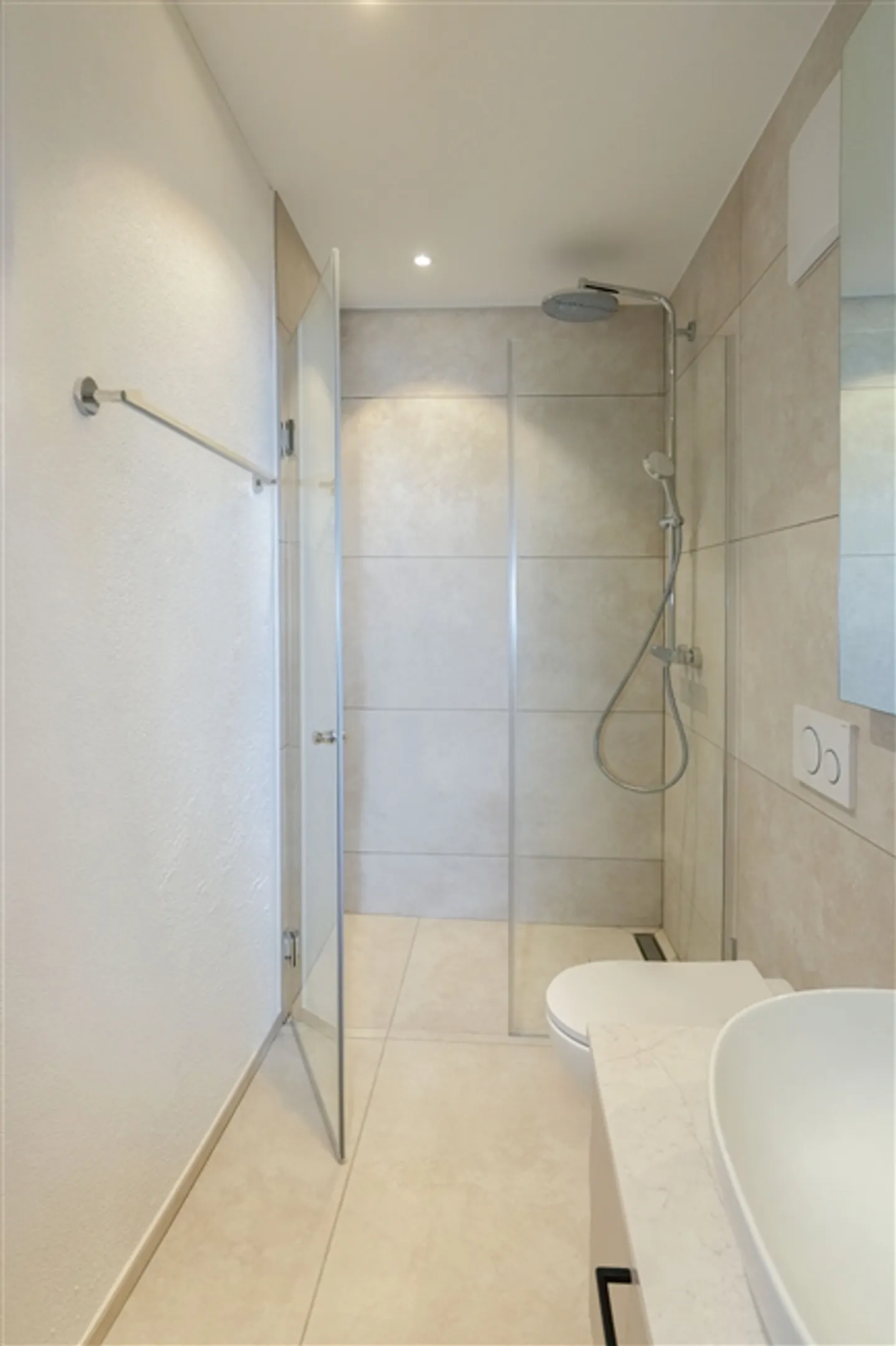 Appartement de 2,5 pièces en ville avec grand balcon à Grenchen - Photo 7 sur 12