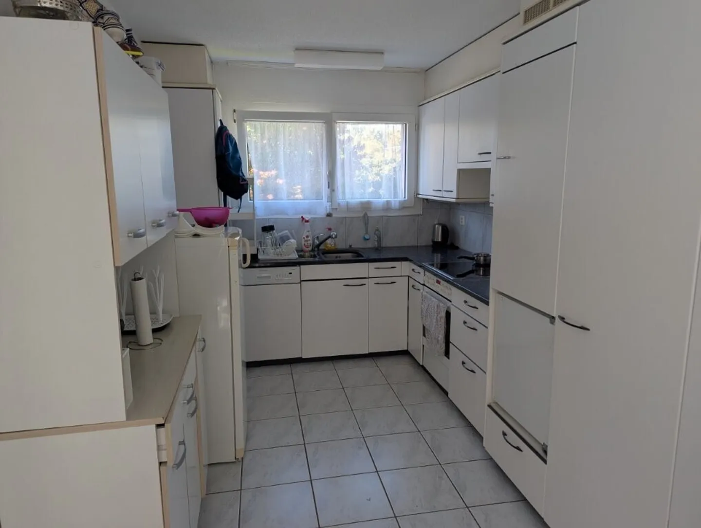 Appartamento ben tenuto di 4,5 locali al margine del villaggio - Foto 4 di 9