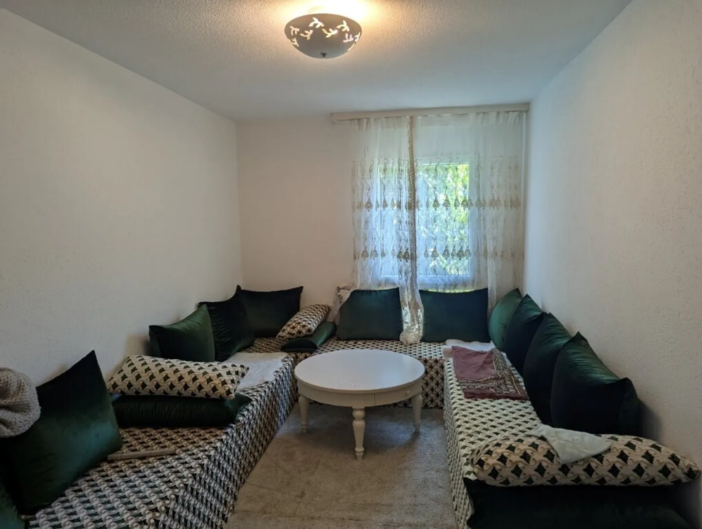 Appartamento ben tenuto di 4,5 locali al margine del villaggio - Foto 6 di 9