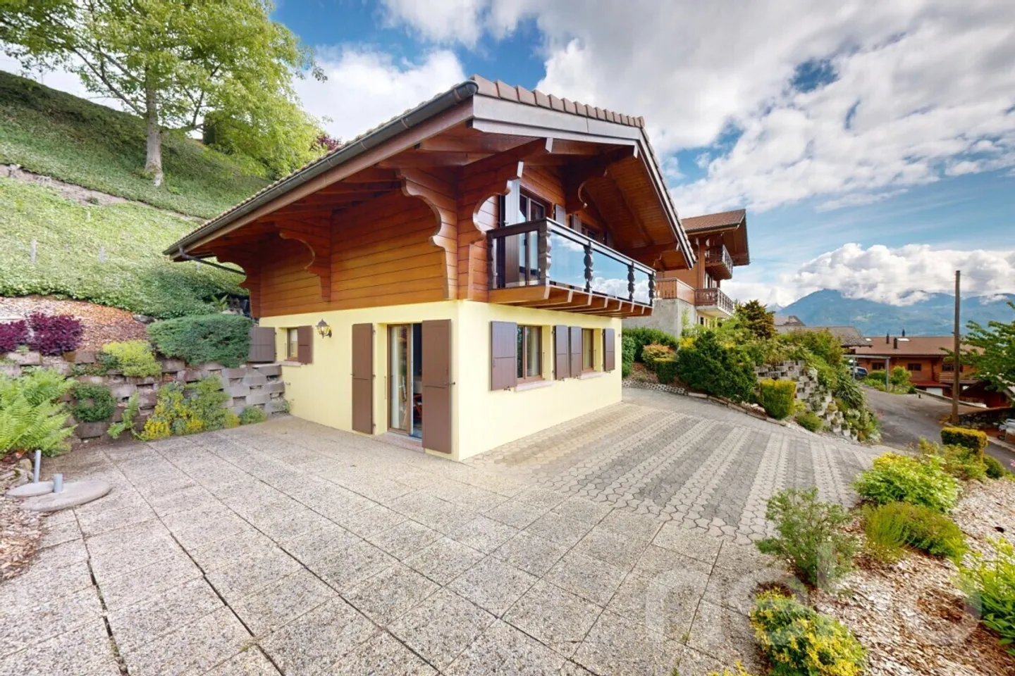 Chalet Charmant avec Vue sur les Montagnes - Photo 3 sur 12