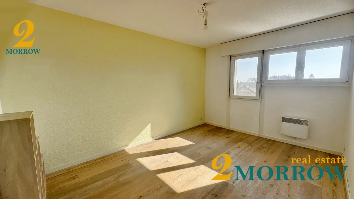 Helles Penthouse mit 4,5 Zimmern und Blick im Herzen von Rolle - Foto 5 von 8