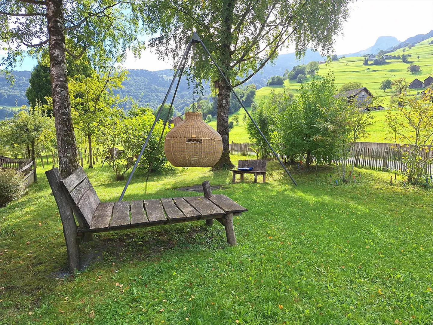 Cozy furnished rooms in idyllic surroundings - Photo 2 of 6