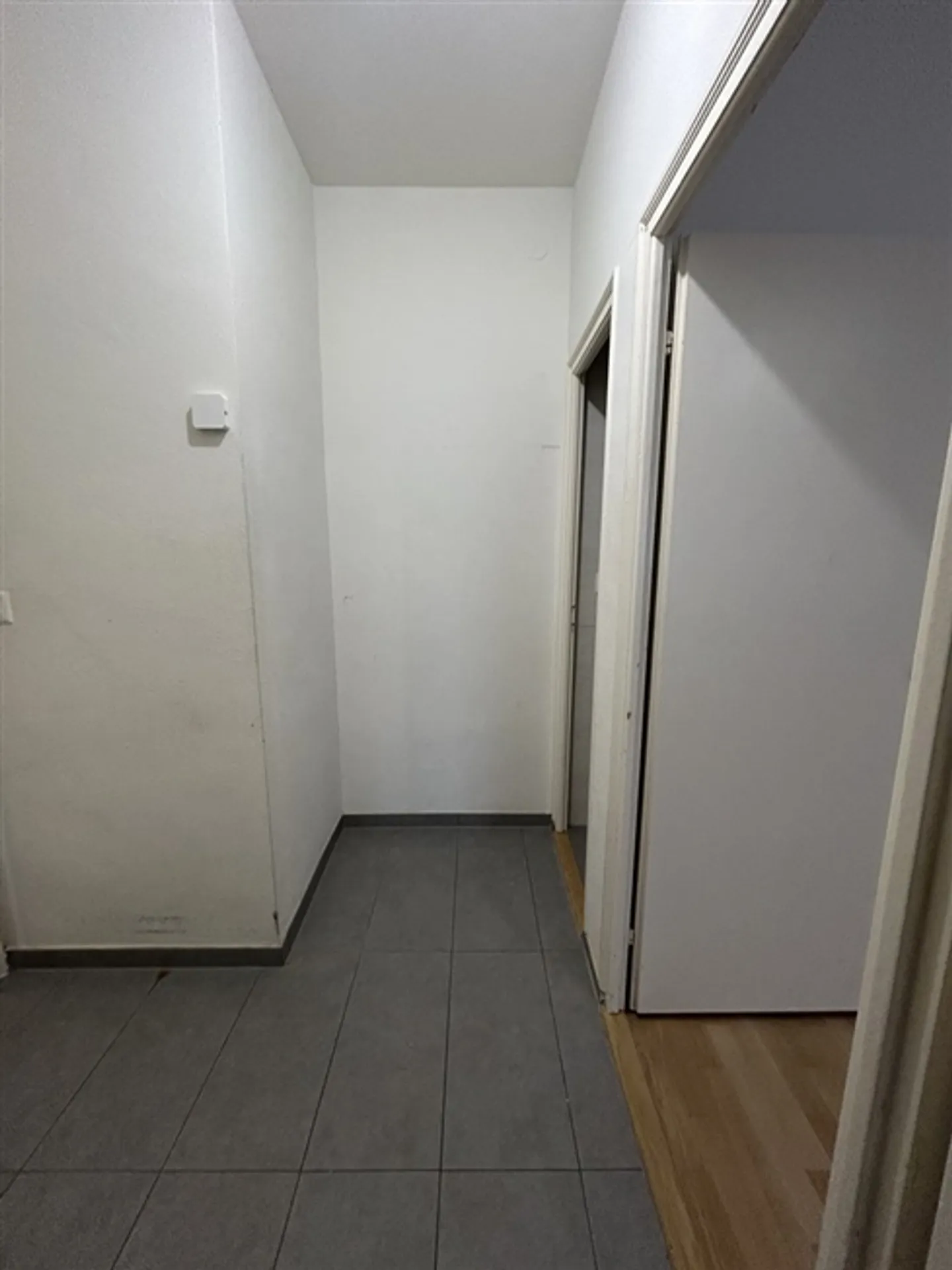 Charmante Einzimmerwohnung in Lausanne - Foto 2 von 5