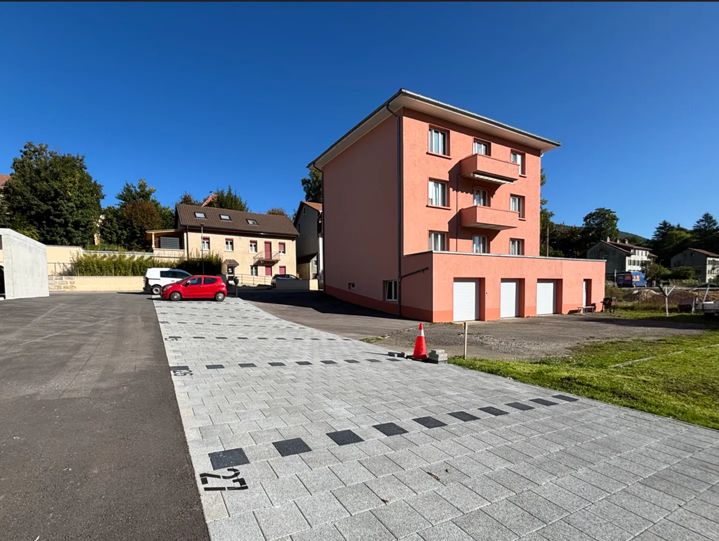 Außenparkplätze zur Miete - Foto 1 von 2