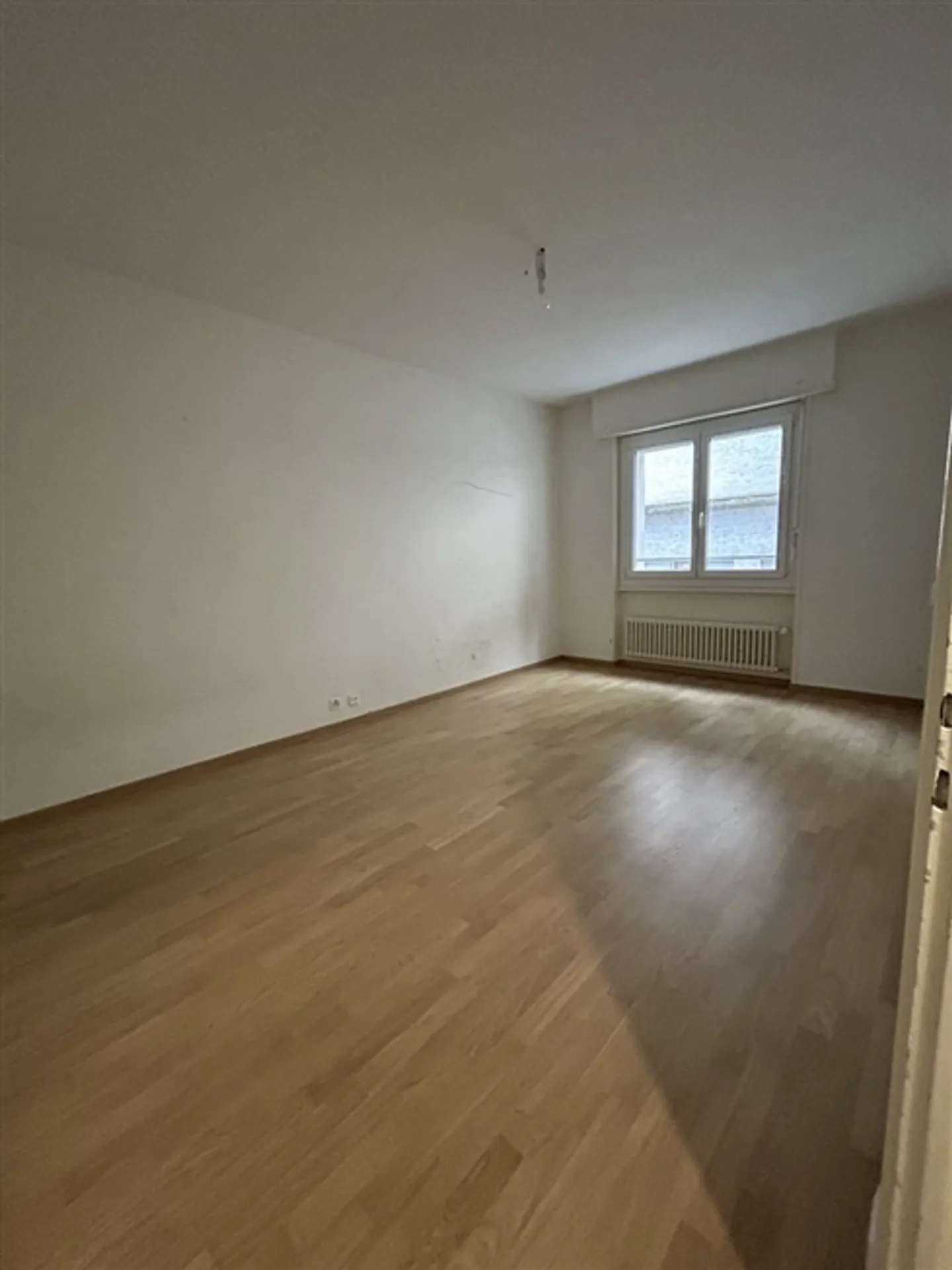 Charmante Einzimmerwohnung in Lausanne - Foto 3 von 5