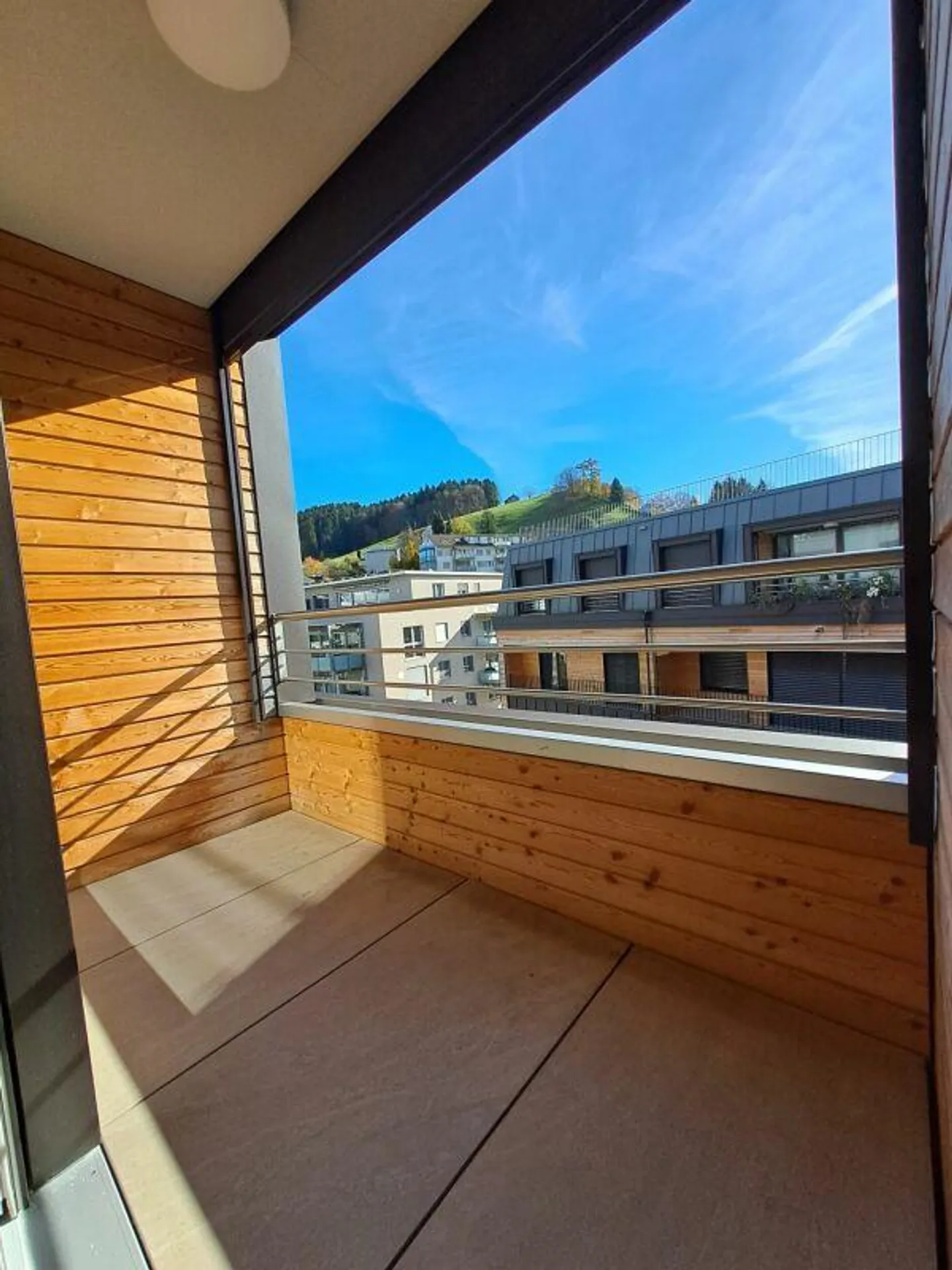 Helles 1.5-Zimmer-Appartement mit Balkon - Foto 8 von 12