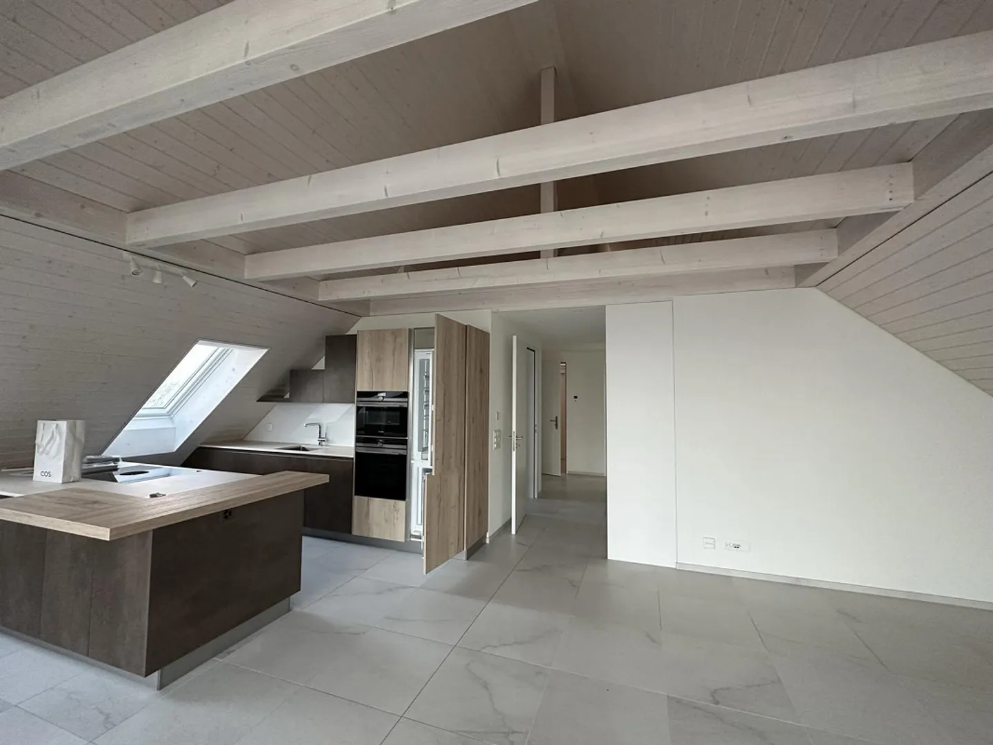 Moderne 3½ Zimmer Attique - Foto 5 von 15
