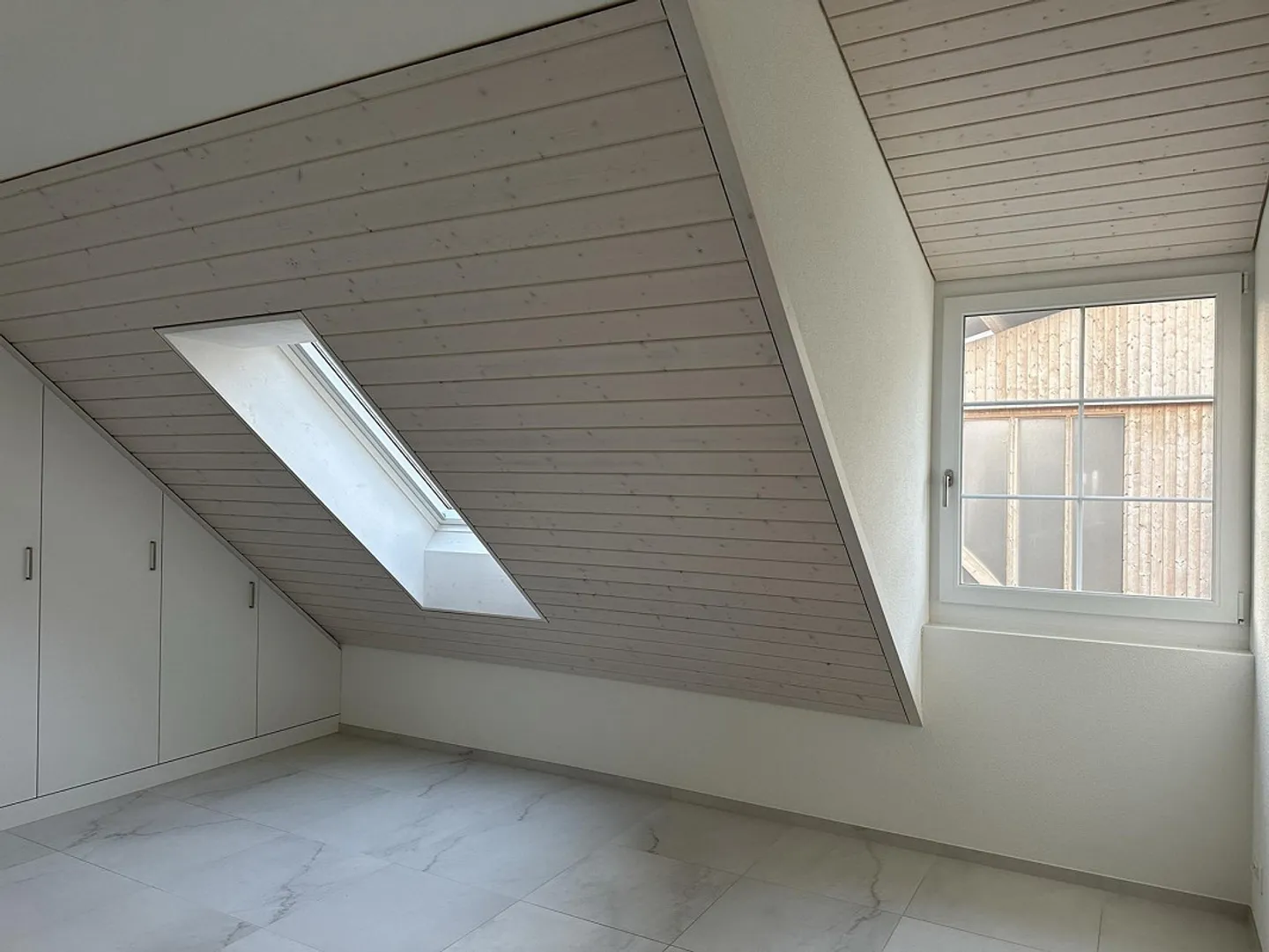Moderne 3½ Zimmer Attique - Foto 6 von 15