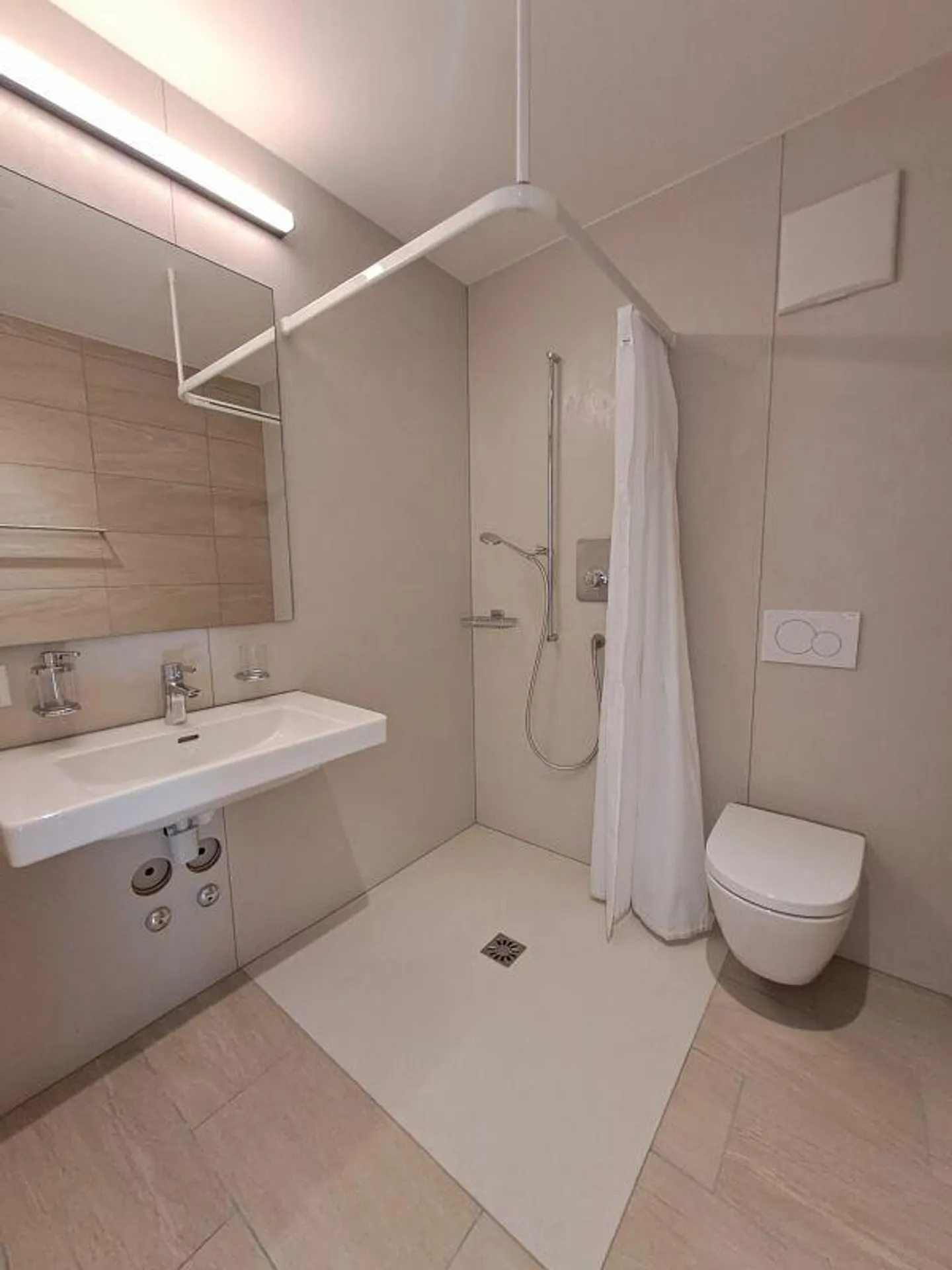 Helles 1.5-Zimmer-Appartement mit Balkon - Foto 9 von 12