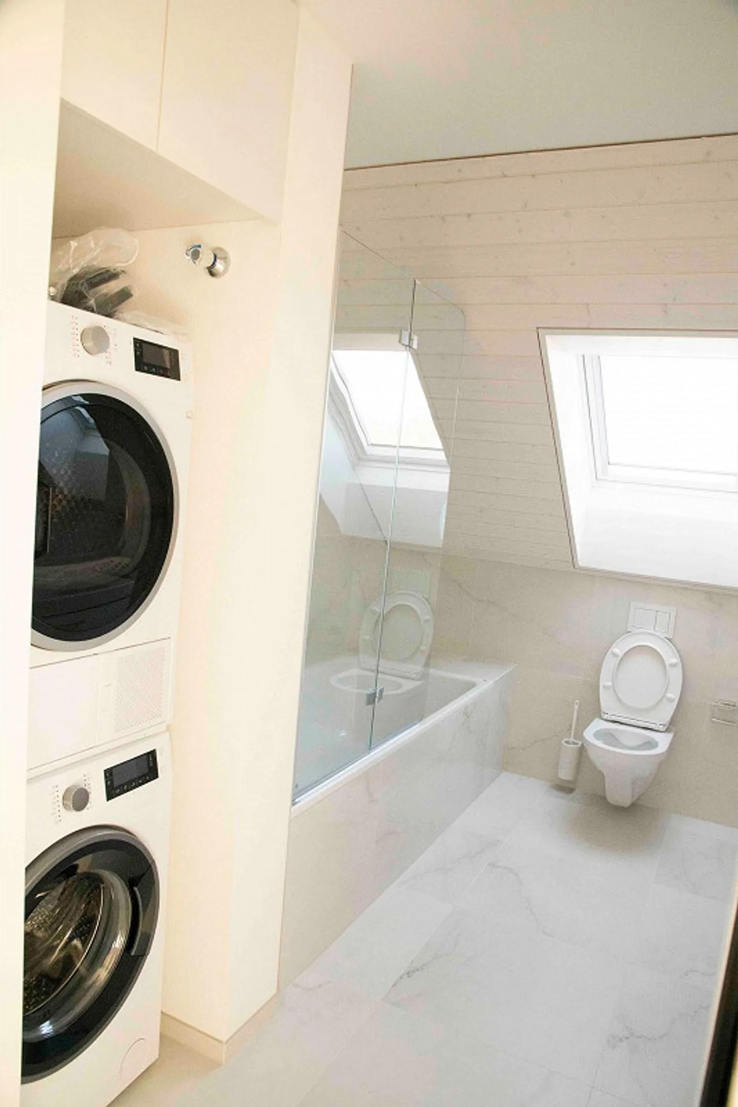 Moderne 3½ Zimmer Attique - Foto 8 von 15