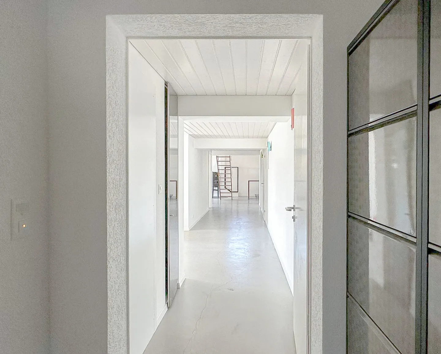 Appartement dernier étage à Ste-Croix - Photo 8 sur 10