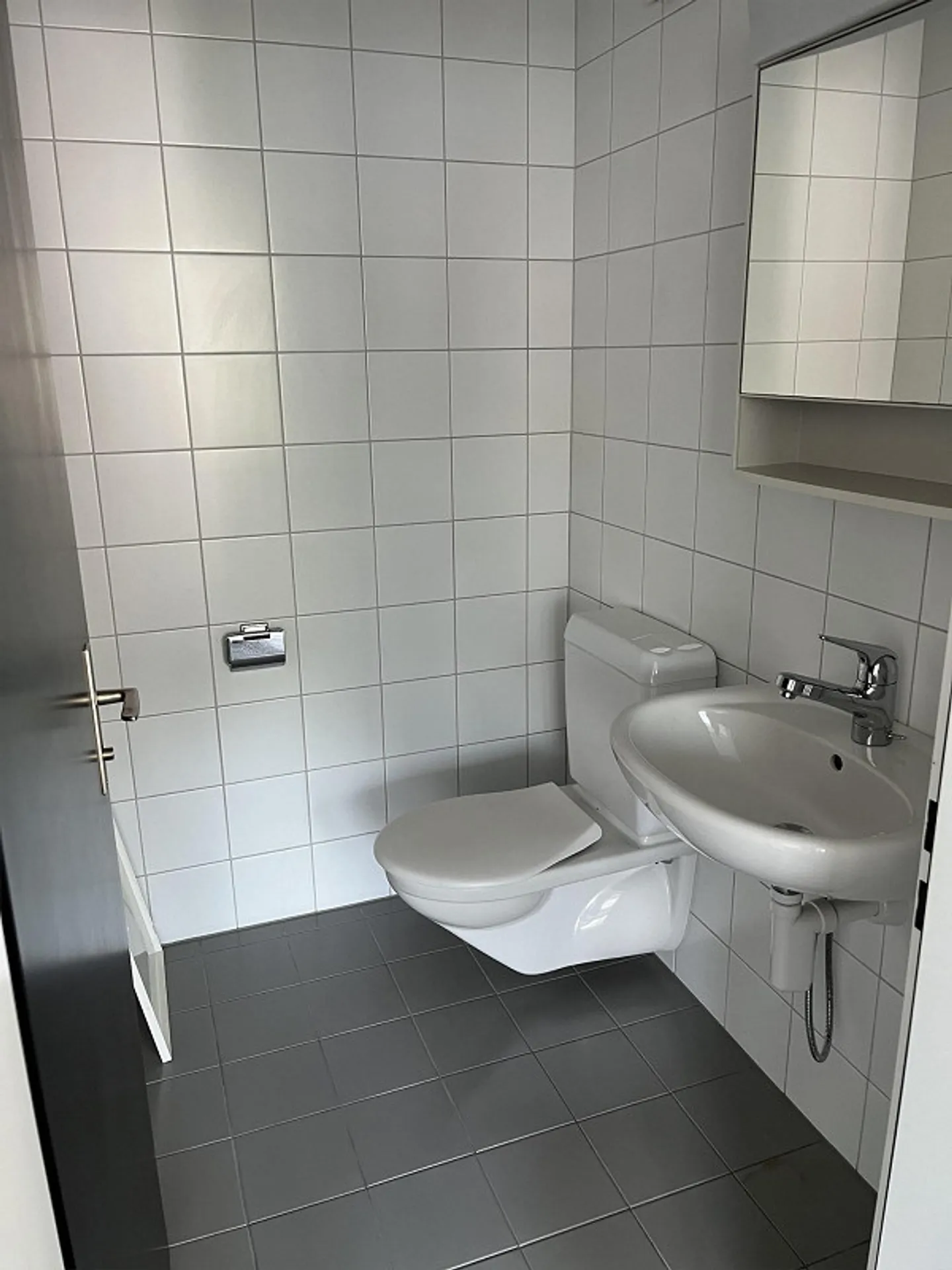 Bureau ou espace de pratique dans un emplacement très central - Photo 4 sur 4