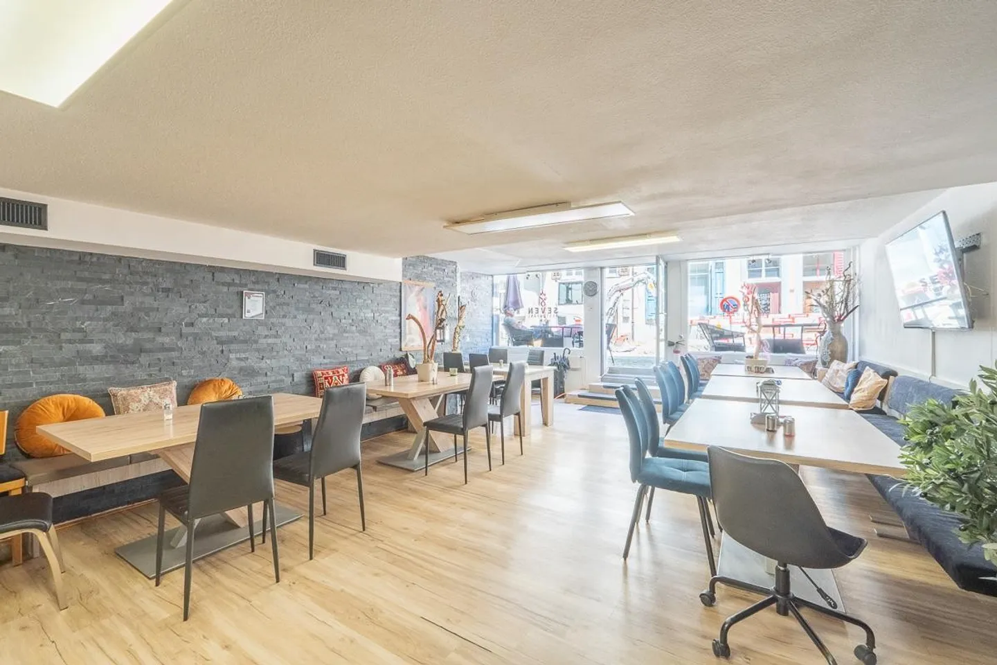 Charming Lover's Object - in the Heart of Bischofszell - Photo 10 of 11