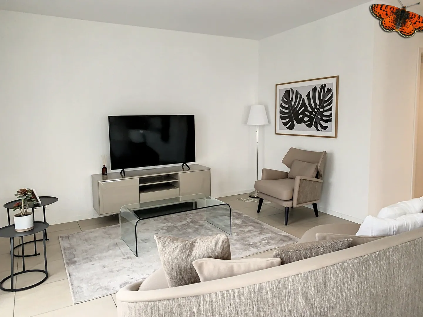 3 ½ ROOMS - Furnished, just steps from the train station! - Photo 1 of 13