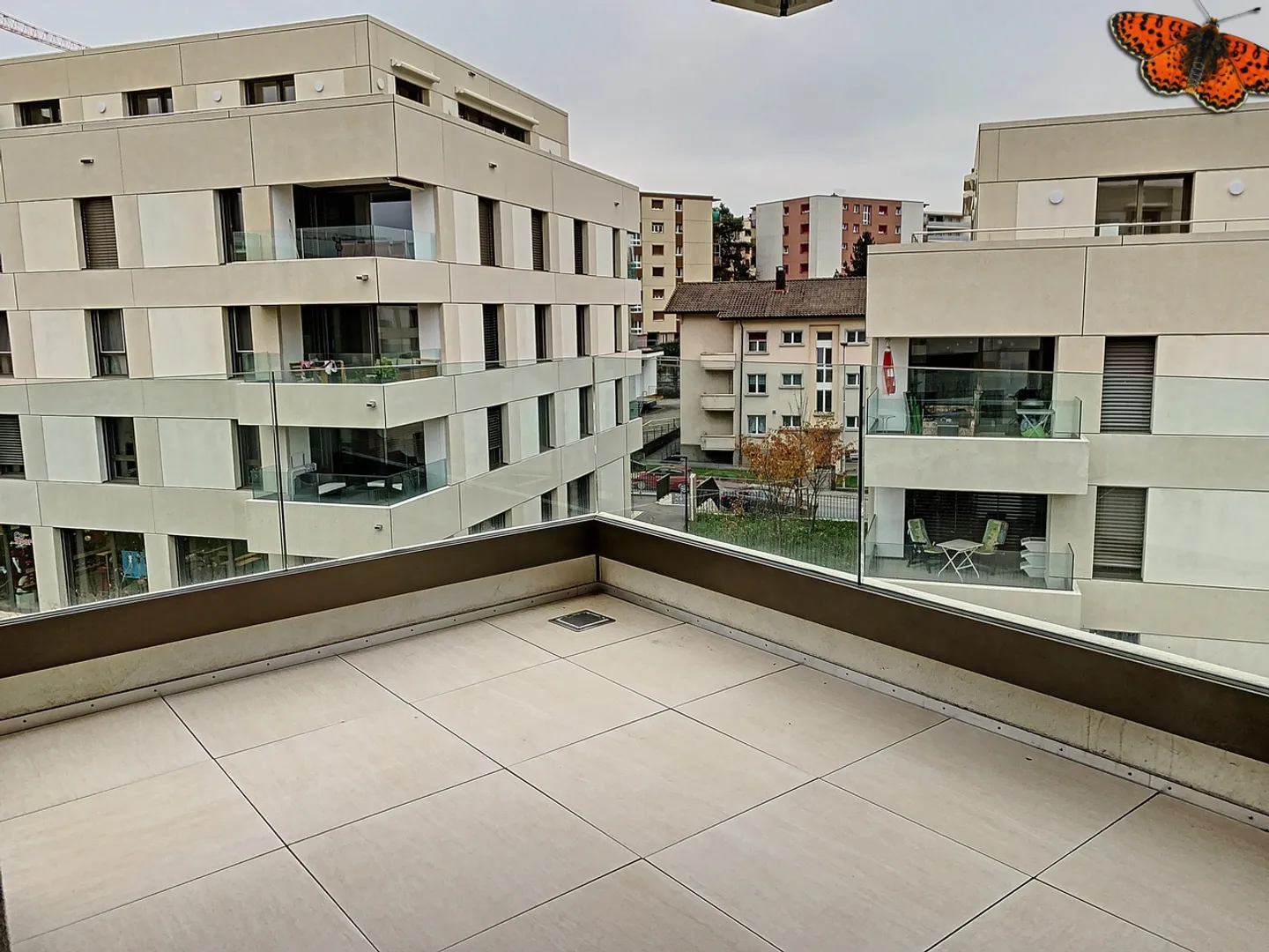 3 ½ ROOMS - Furnished, just steps from the train station! - Photo 12 of 13