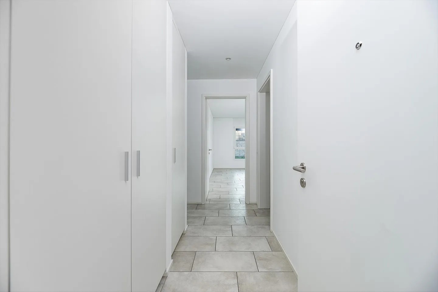 Modern and Practical - Photo 7 of 10