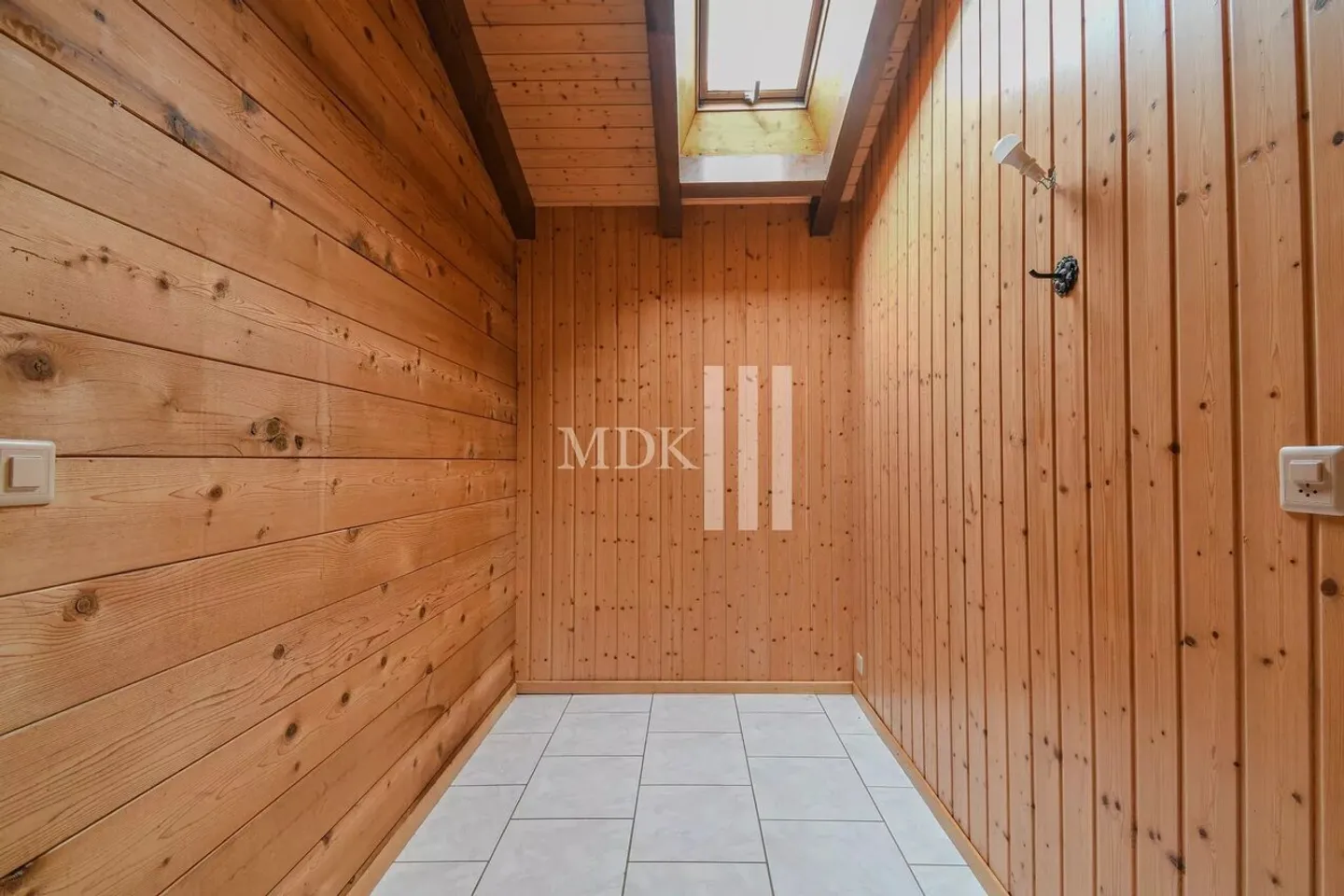 «Authentisches Chalet mit zwei Wohnungen» - Foto 6 von 13