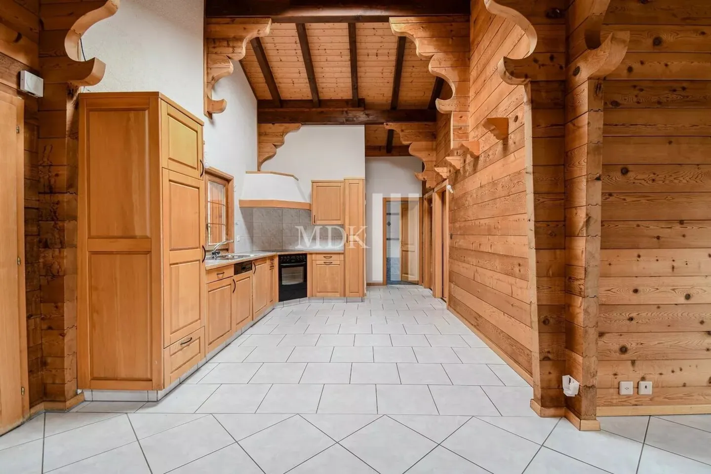 «Authentisches Chalet mit zwei Wohnungen» - Foto 3 von 13