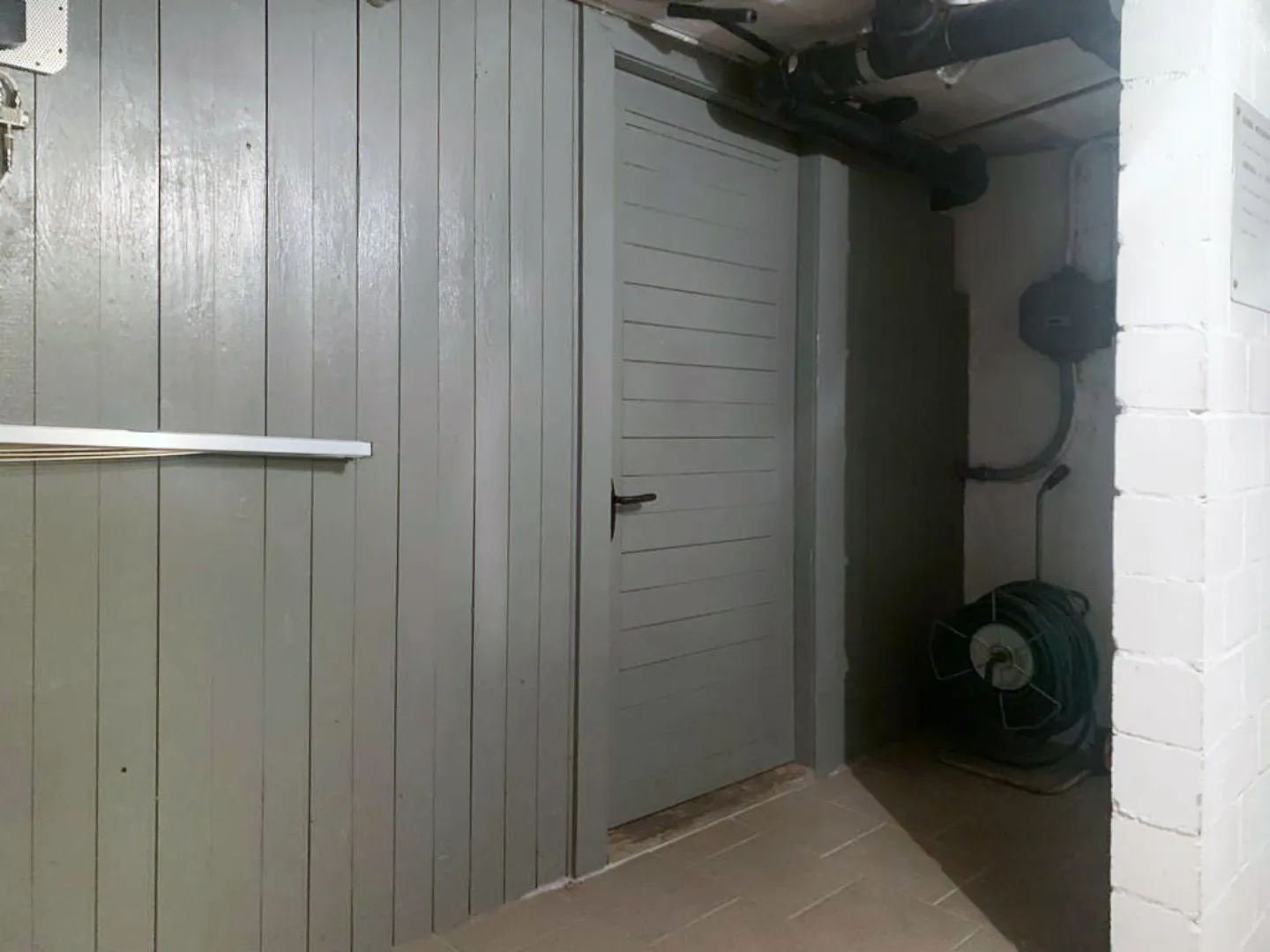 Craft Hobby Room, etc - Photo 2 of 6