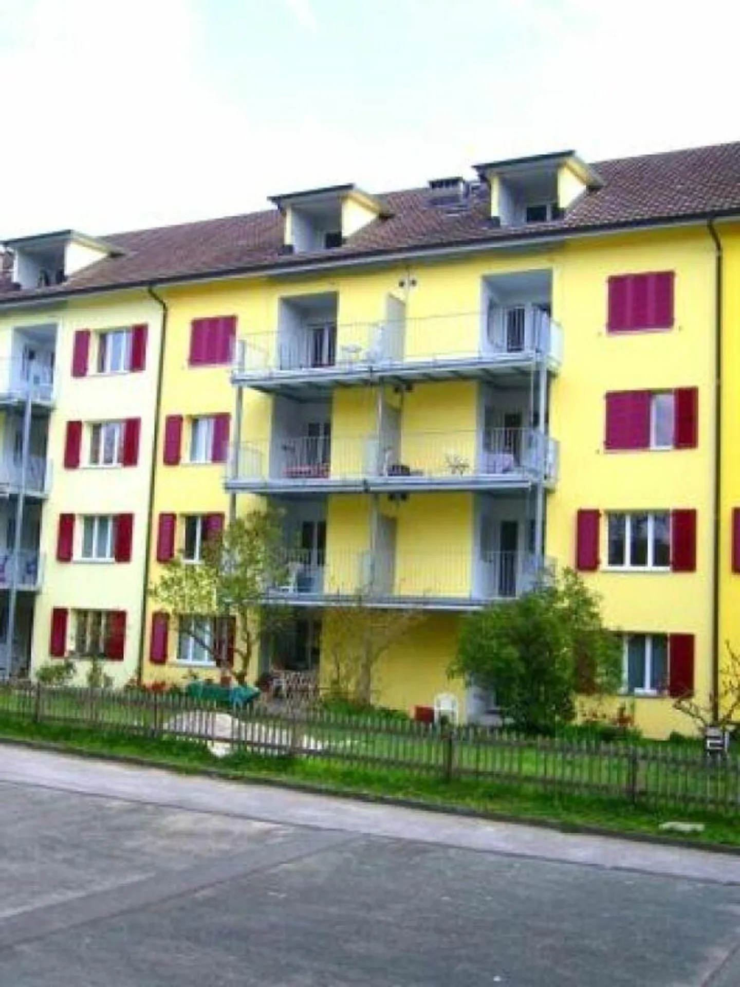 Helles Apartment mit sonnigem Balkon - Foto 1 von 7