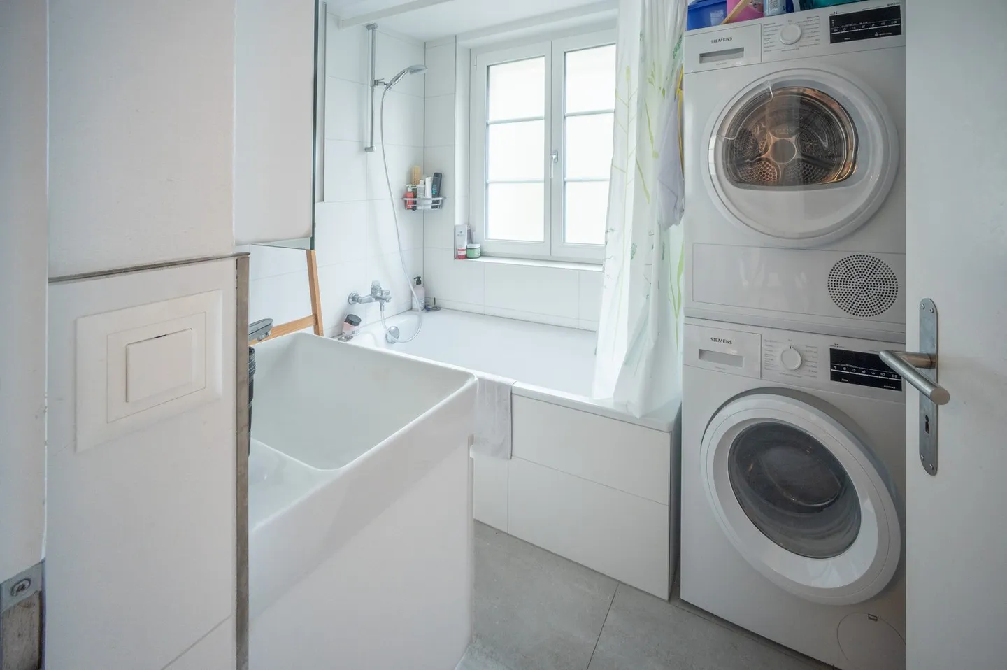 Beautifully renovated farmhouse with stream access - Photo 6 of 13