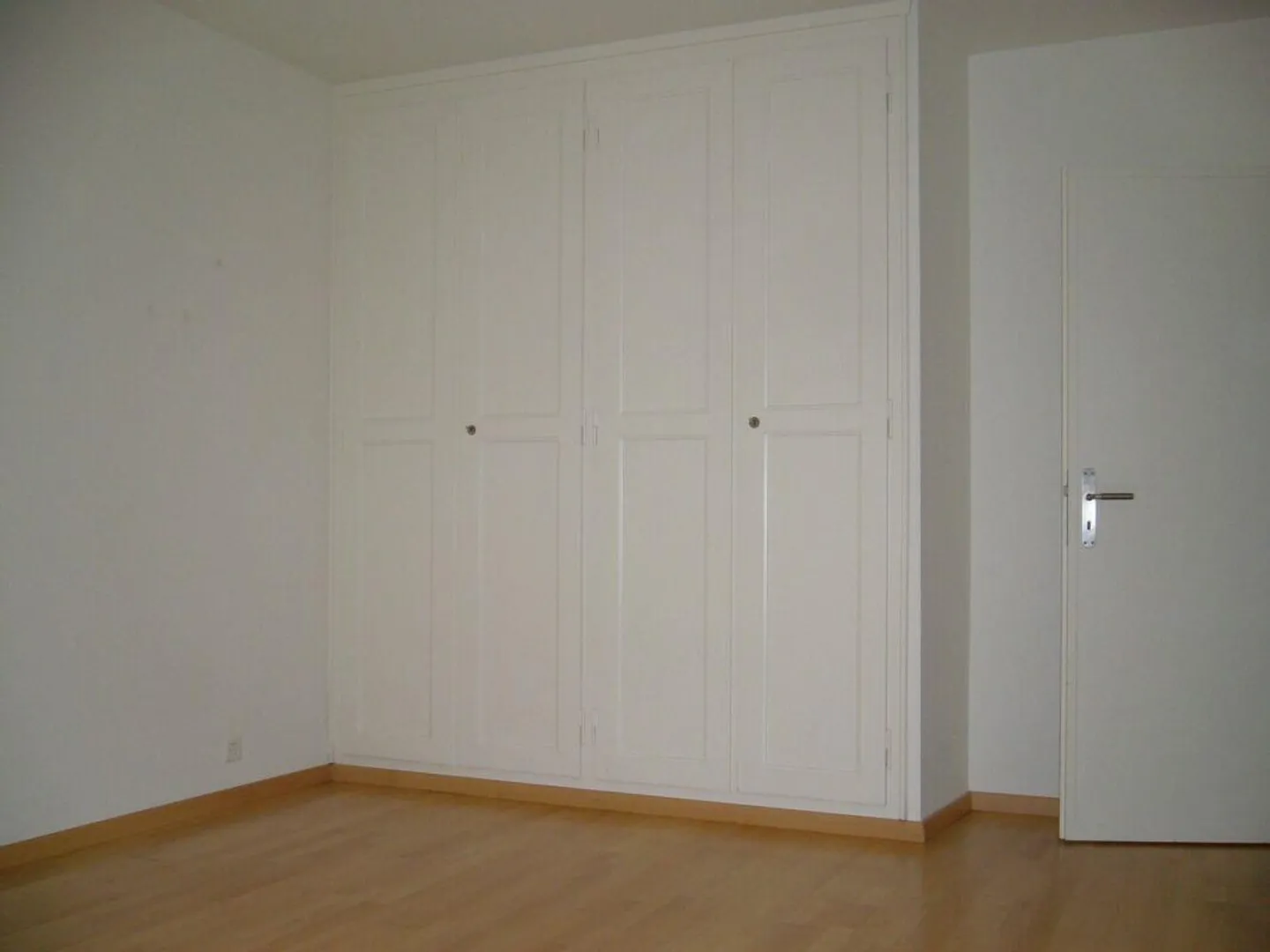 Helles Apartment mit sonnigem Balkon - Foto 7 von 7