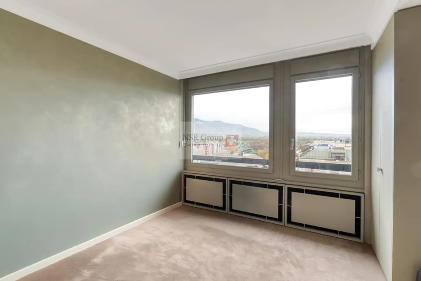 Miremont ? Beautiful renovated apartment with panoramic view at 270 - Exclusive - Photo 7 of 8