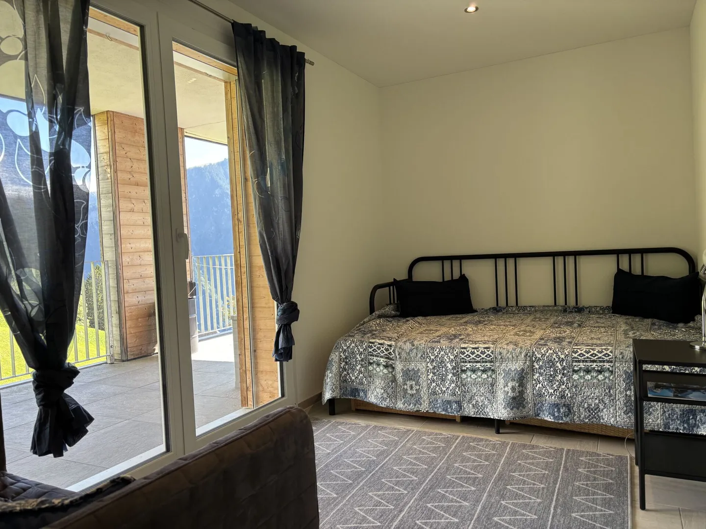 Attractive 4.5 Room Rental Apartment in Braunwald - Photo 5 of 12