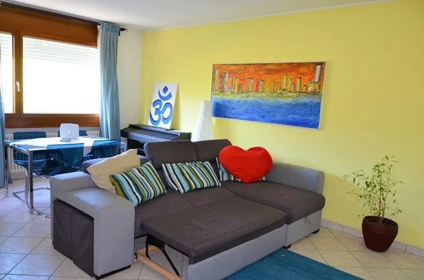 Spacious 4.5-room apartment with terrace and parking space in garage ... - Photo 2 of 35