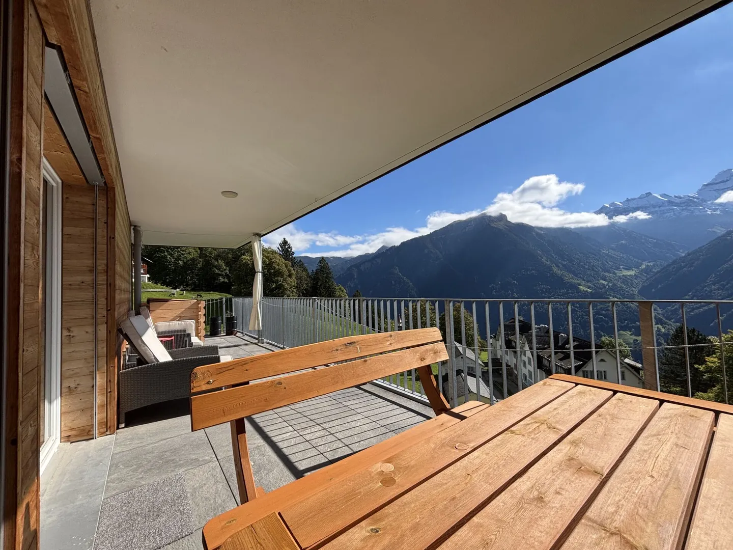 Attractive 4.5 Room Rental Apartment in Braunwald - Photo 9 of 12