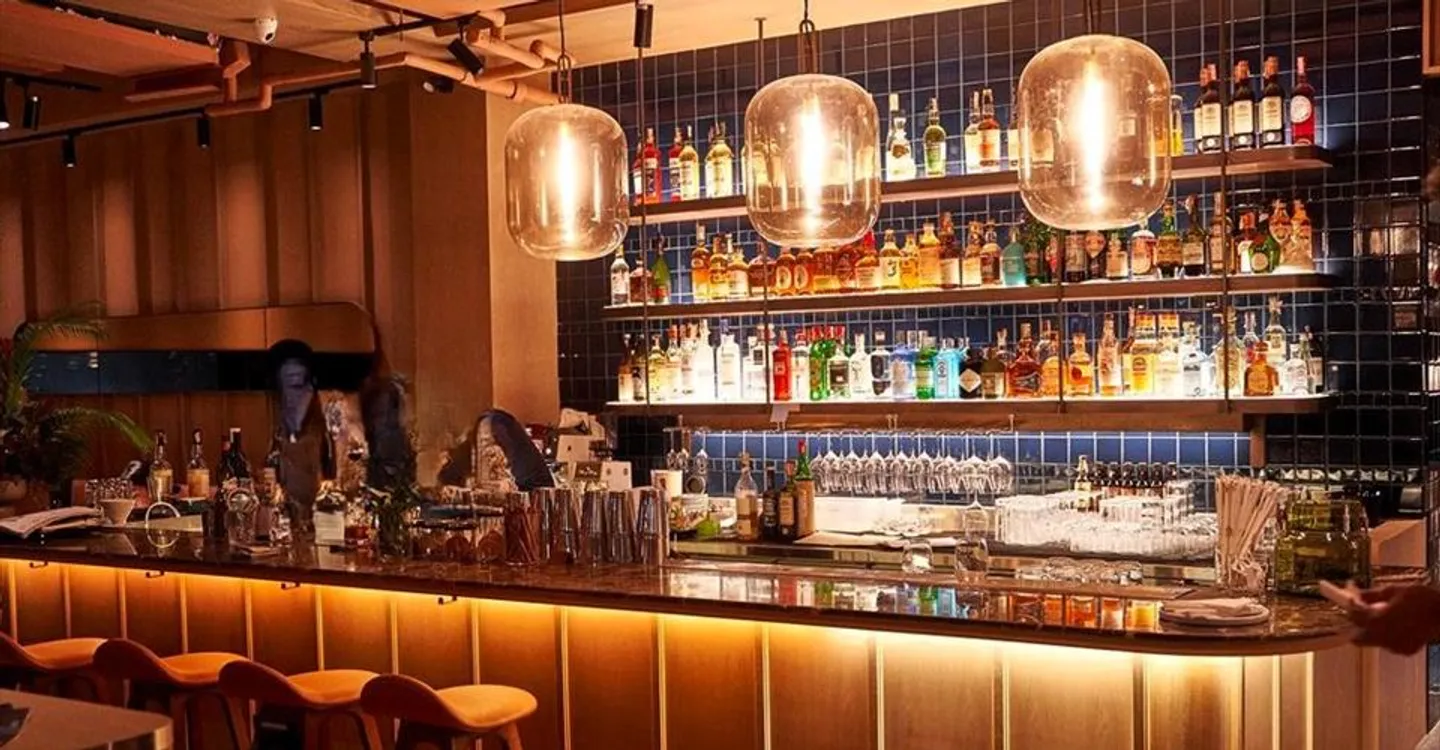 Mischgenutztes Gebäude mieten - Foto 3 von 3