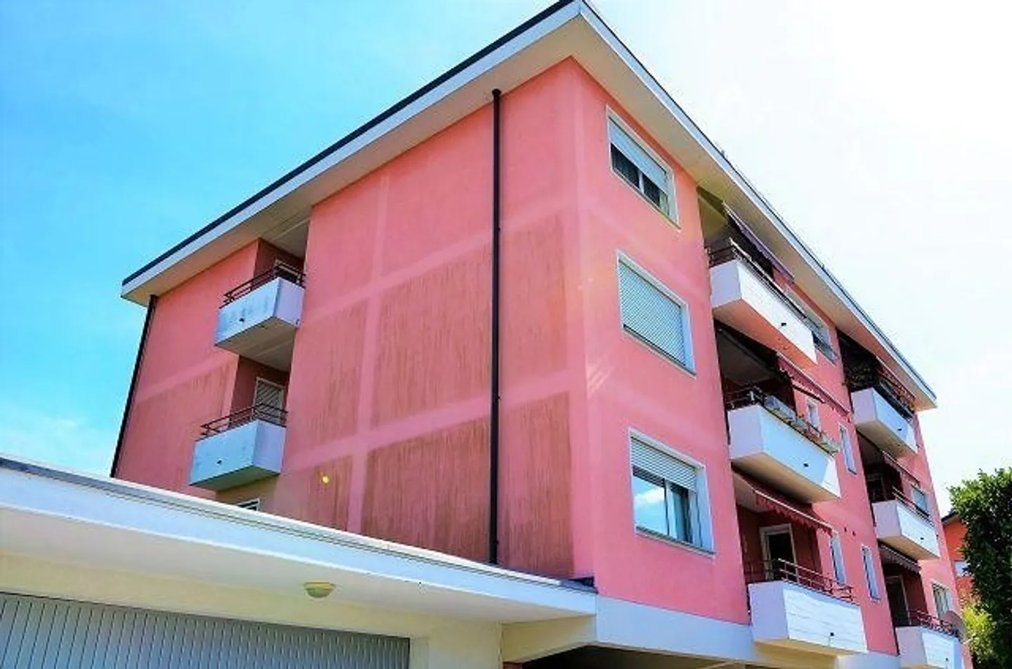 Spacious 4.5-room apartment with terrace and parking space in garage ... - Photo 31 of 35