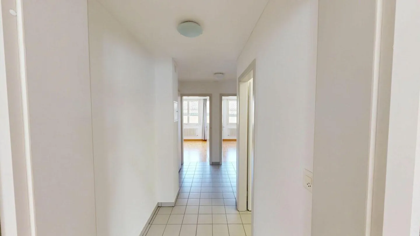 Appartamento centrale di 3 stanze - Foto 5 di 9