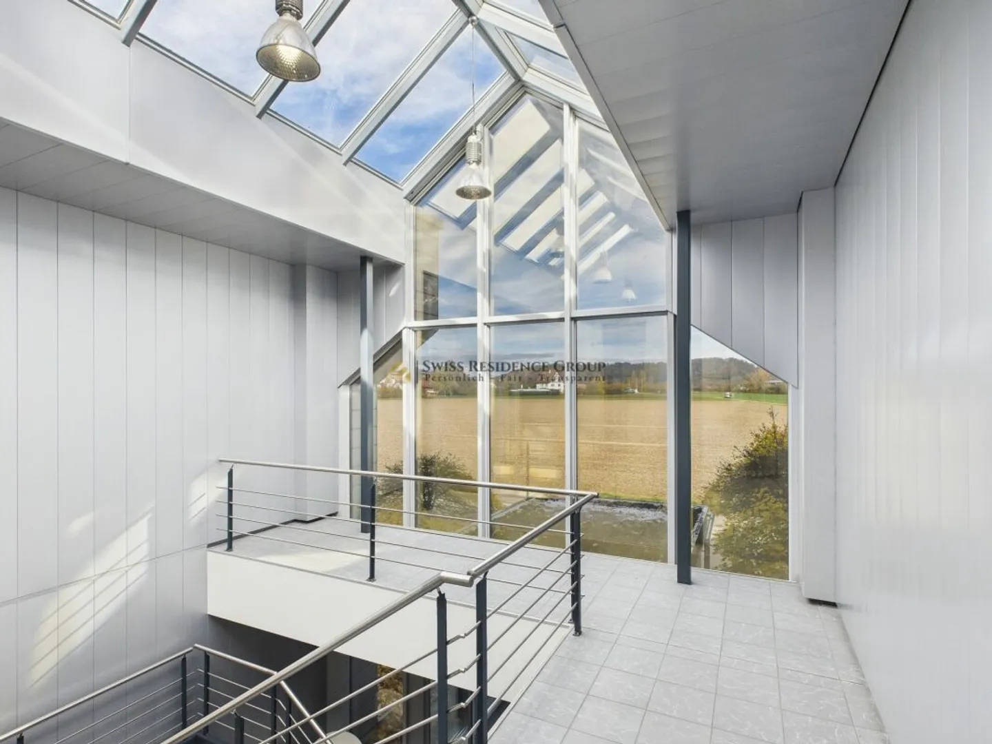 Investir près de la frontière : complexe de bureaux et industriel dans un emplacement stratégique de premier choix ! - Photo 30 sur 44