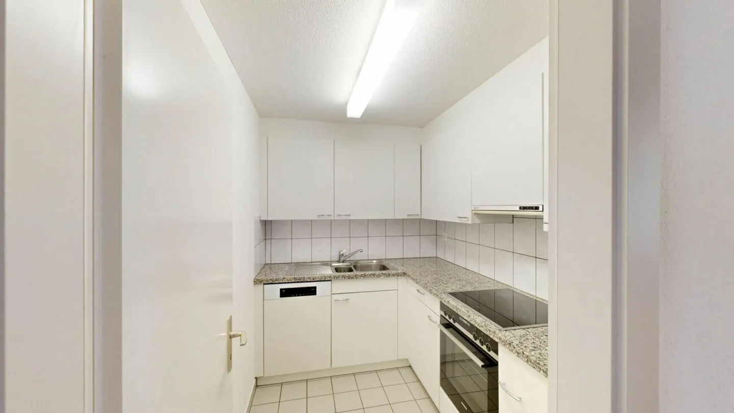 Appartamento centrale di 3 stanze - Foto 3 di 9