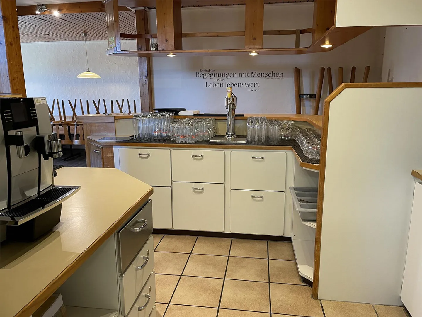 Space for Your Ideas – Gastronomy or Living - Photo 7 of 20
