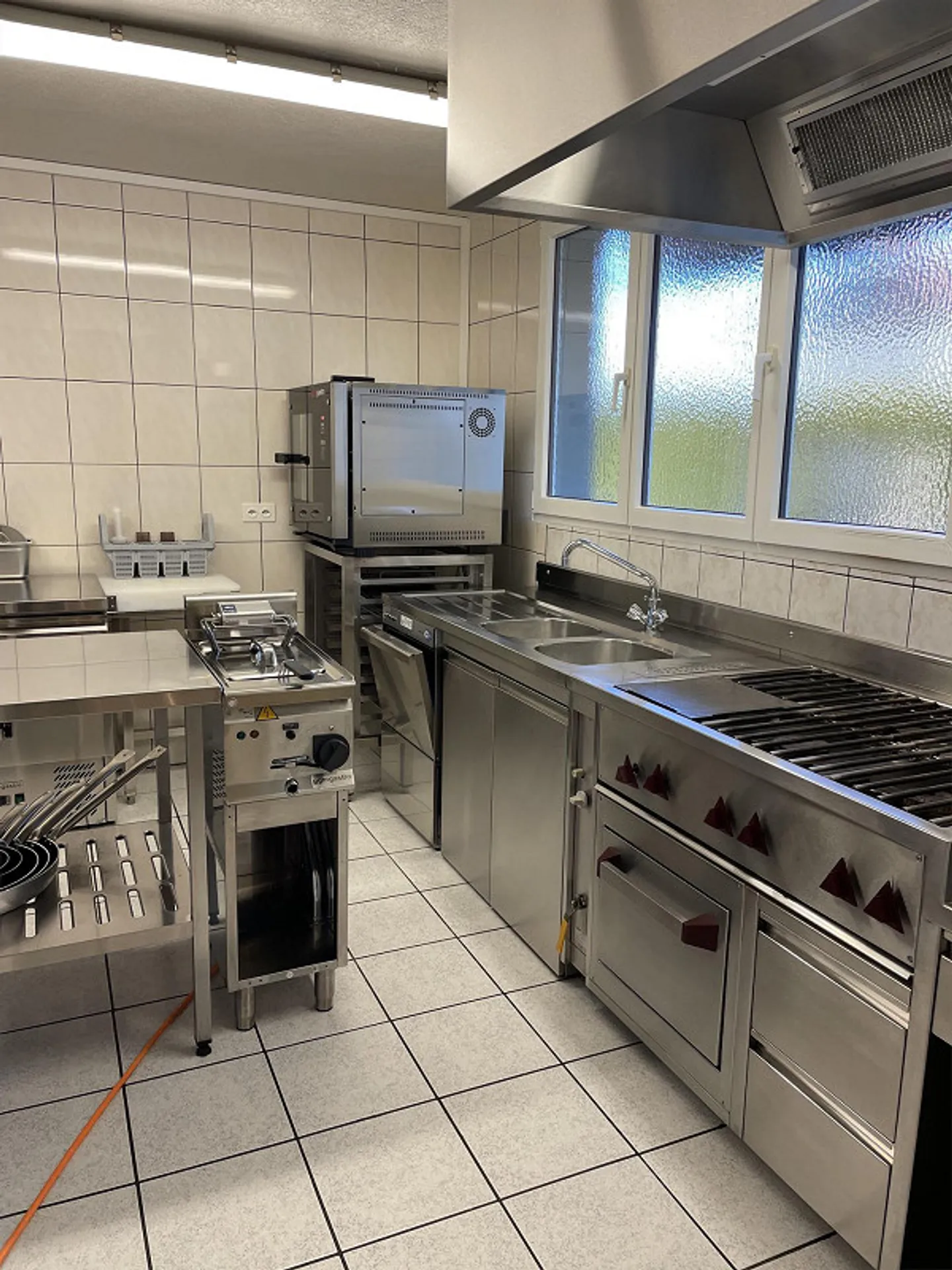 Space for Your Ideas – Gastronomy or Living - Photo 9 of 20