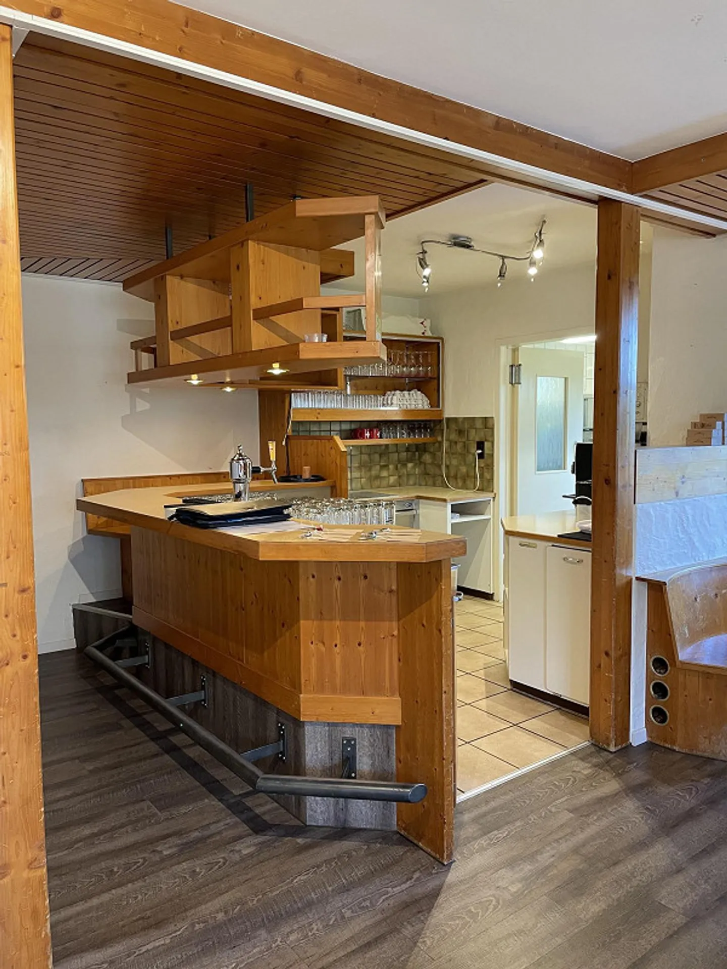 Space for Your Ideas – Gastronomy or Living - Photo 8 of 20