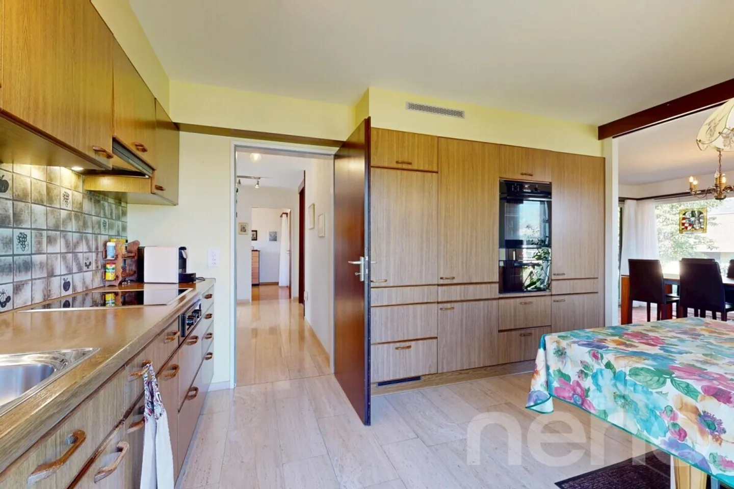 Maison individuelle spacieuse de 6,5 pièces en bordure de la zone de construction (en droit de construction) - Photo 5 sur 12
