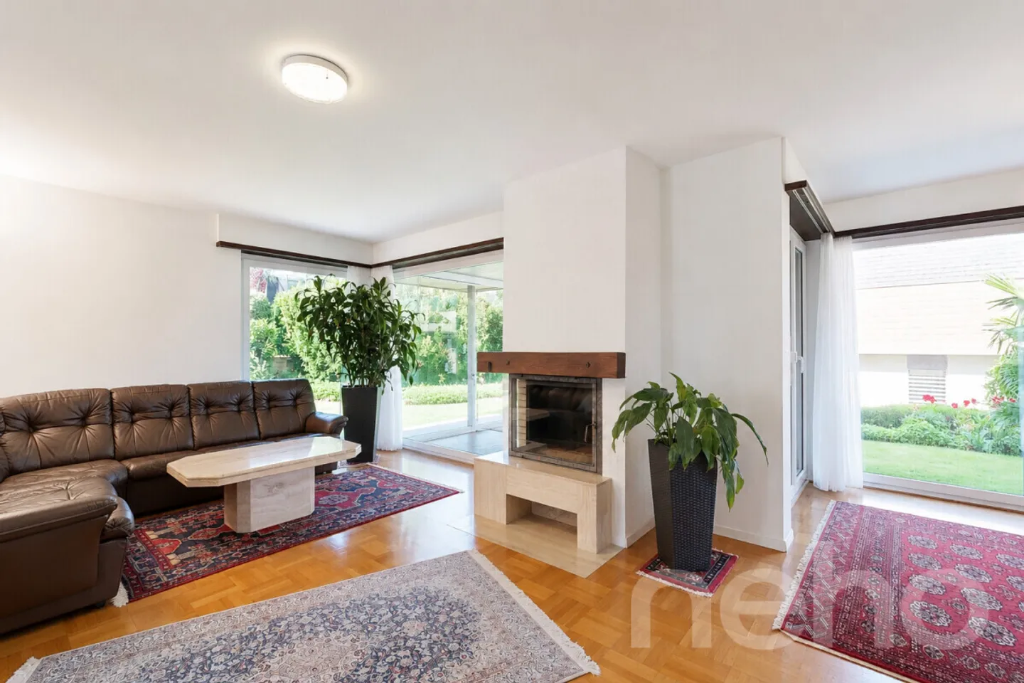 Maison individuelle spacieuse de 6,5 pièces en bordure de la zone de construction (en droit de construction) - Photo 2 sur 12