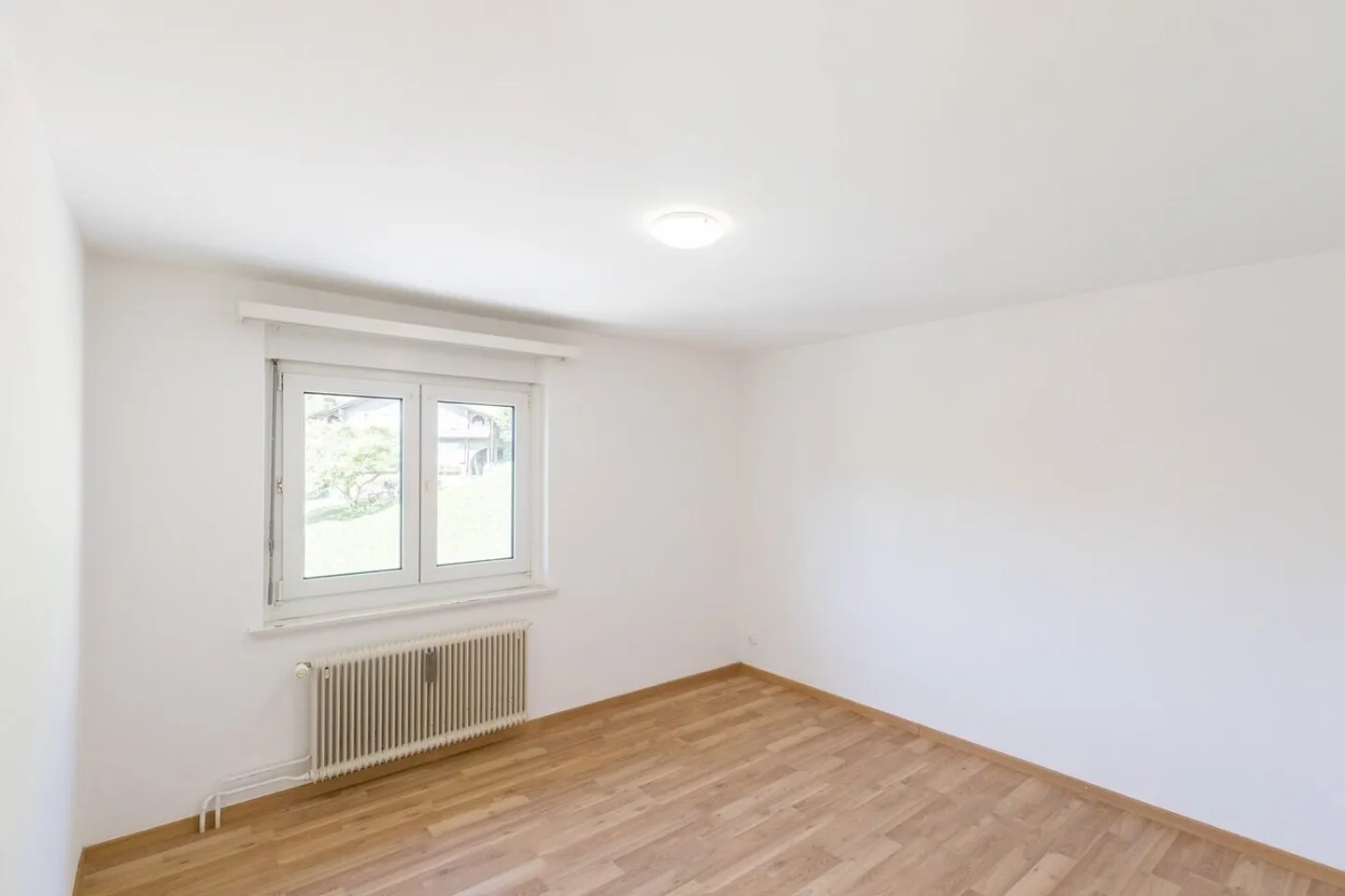 3-room apartment with a view of greenery - Photo 7 of 8